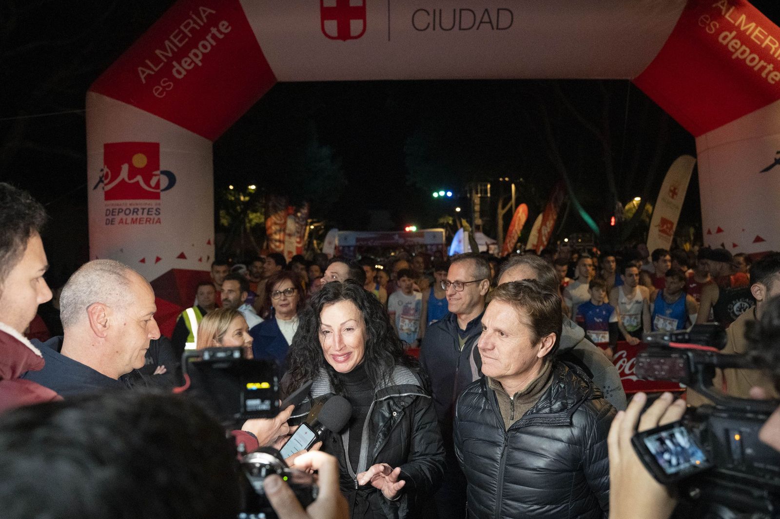 Almería corre y celebra su memoria olímpica en una San Silvestre de récord