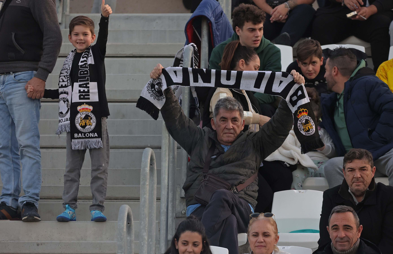 Búscate en el Ciudad de La Línea durante el Balona - La Unión
