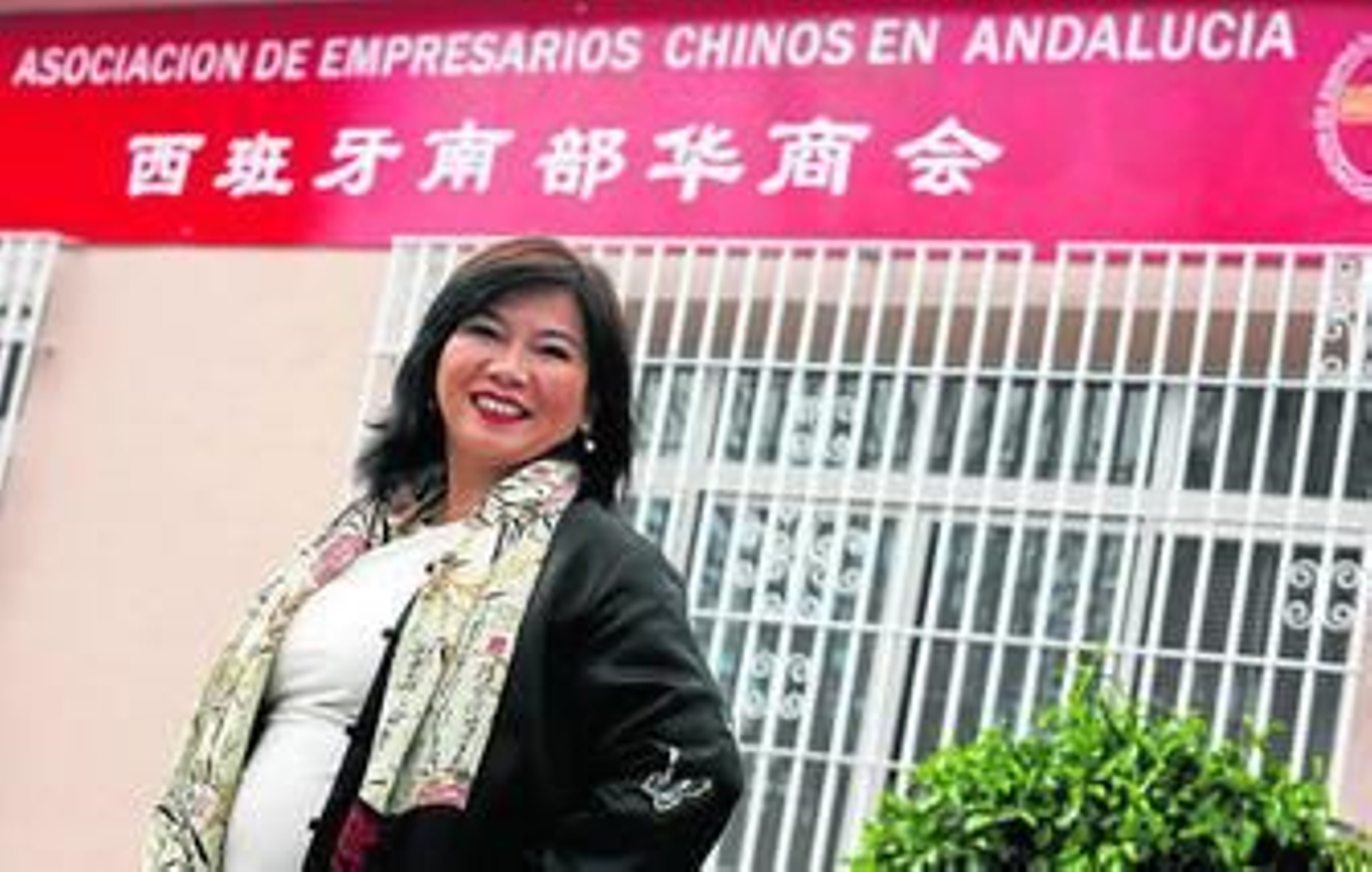 Leticia Chen posa para este diario momentos antes de la entrevista en la sede de la asociación, situada en el polígono Guadalhorce.