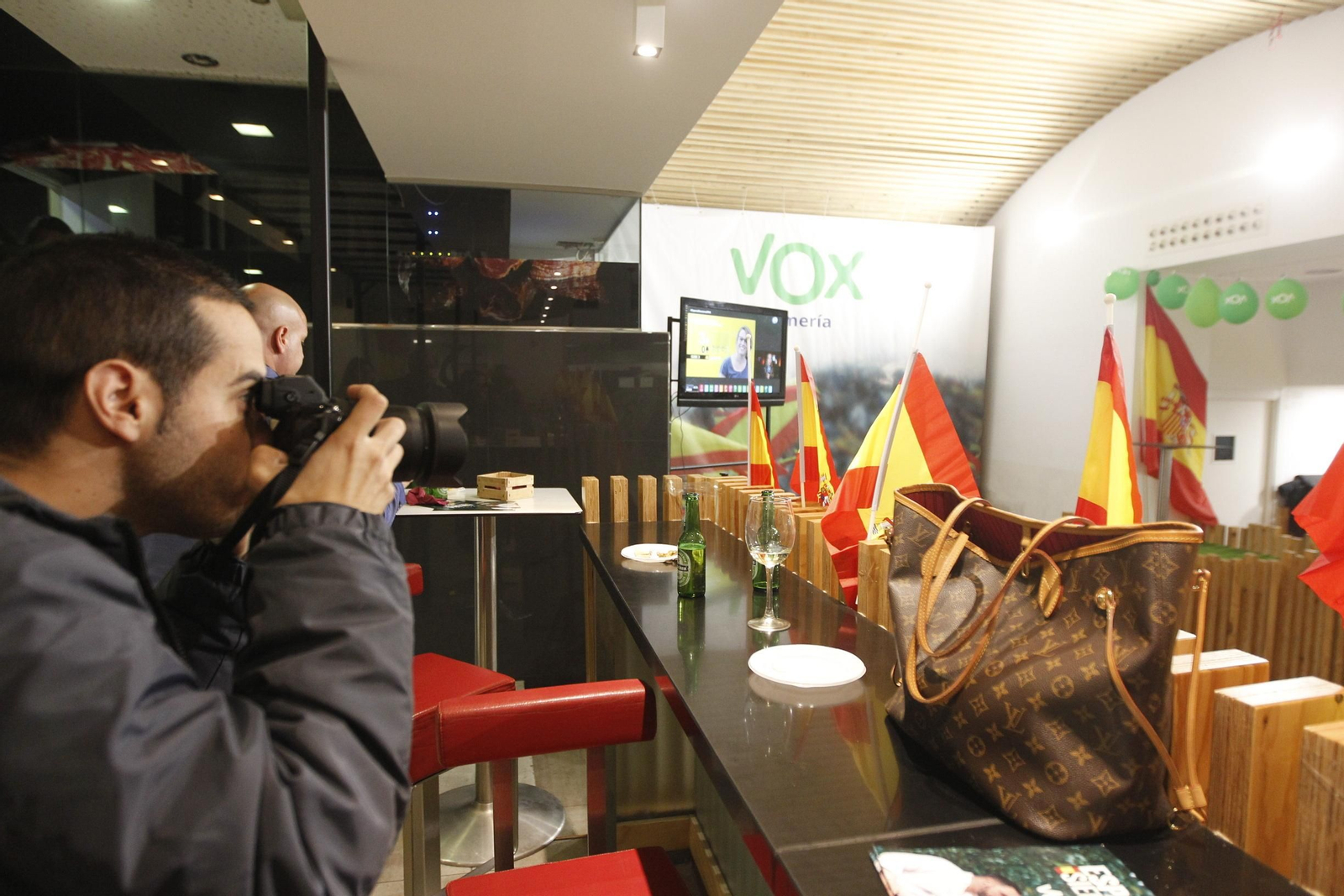 Fotogalería noche Elecciones Generales 10 Noviembre 2019. Almería