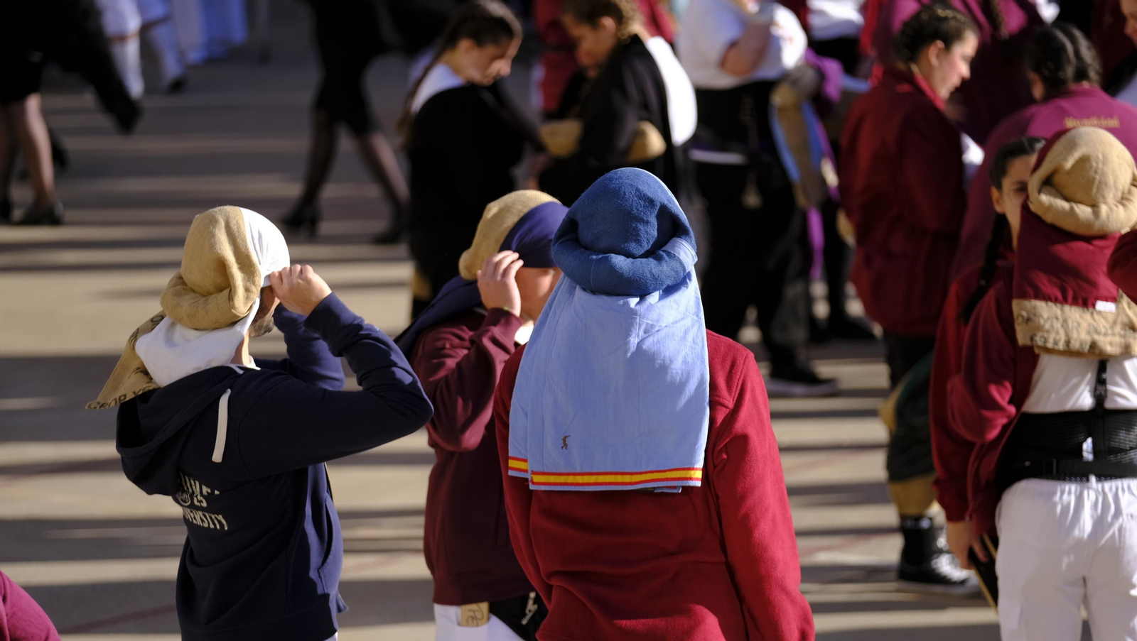 Coronación desaría al viento en su estación de Penitencia