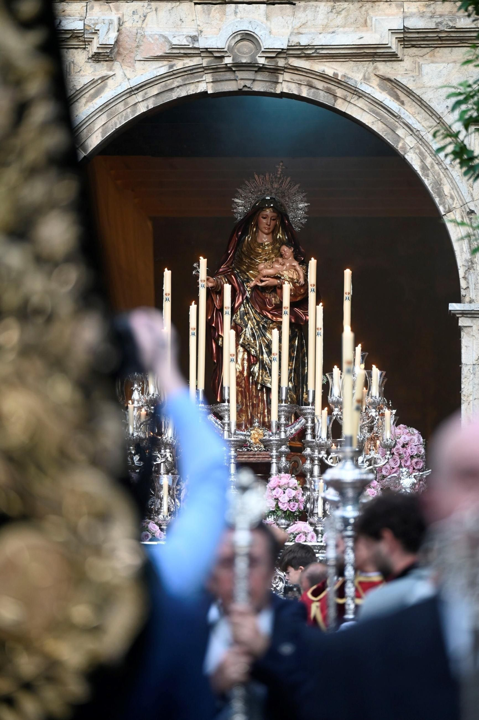 La mejores imágenes de la procesión de la Virgen del Amparo