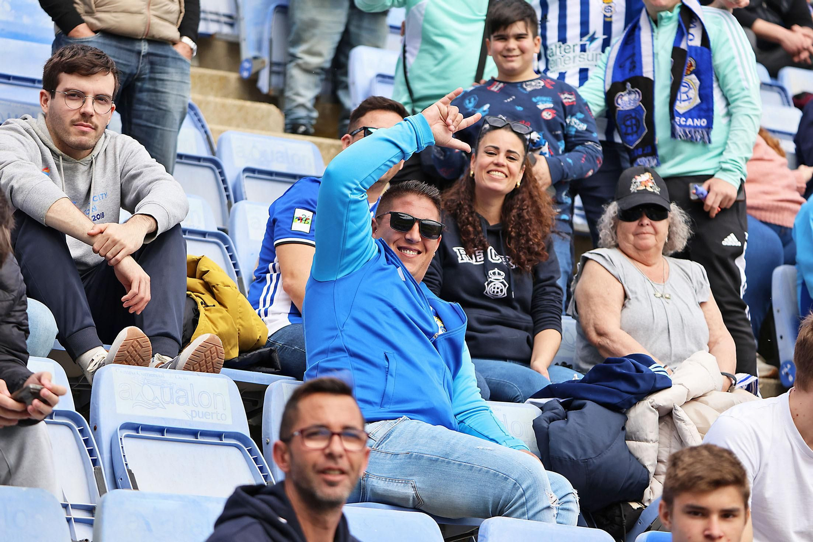 Ambiente en las gradas del Recreativo de Huelva vs AD Ceuta FC