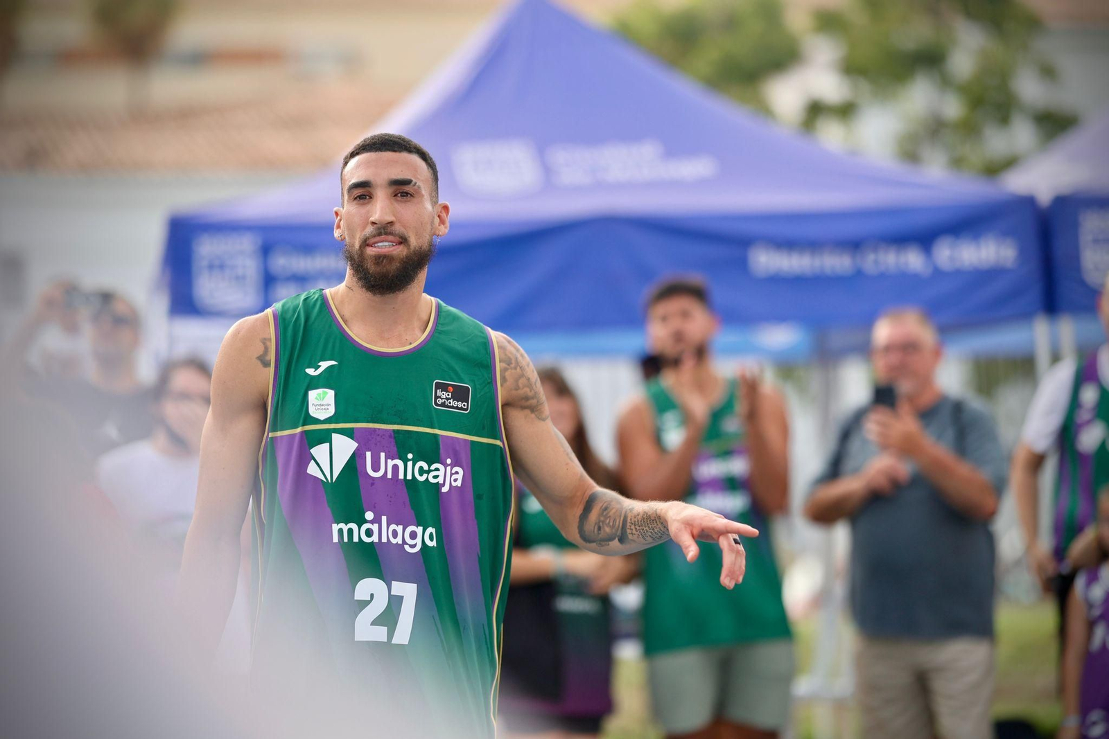 Las fotos de la espectacular presentación de Chris Duarte con el Unicaja en el Parque del Oeste