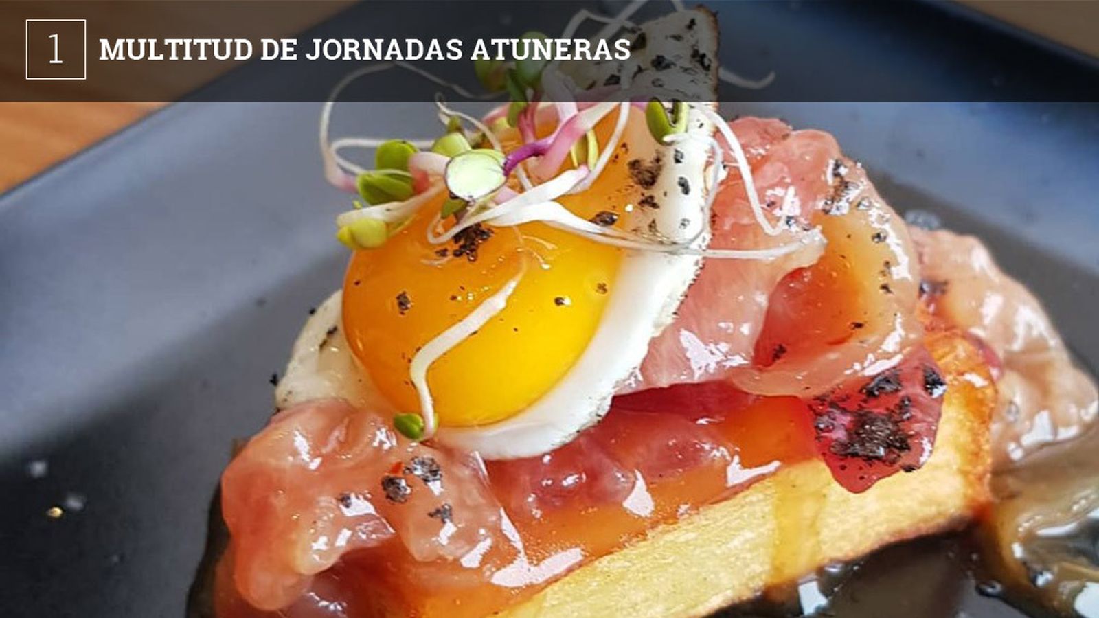 Durante este fin de semana varios restaurantes de la provincia tienen jornadas gastronómicas dedicadas al atún. En Cádiz La Marea o la Tapería de Columela, en Chiclana el restaurante Popeye o El Molino Tapas, que ha ampliado de fecha su convocatoria, en Jerez, el restaurante A Mar y en La Zarzuela, en Tarifa, la Venta A Cuatro Vientos. También en Cádiz, el restaurante La Marmita, que tiene una carta especial todo el año con este producto, celebra esta noche a partir de las ocho un ronqueo de una pieza seguido de un menú degustación de 9 platos, postre incluido, que tienen como protagonista los túnidos. Para asistir hay que reservar en el teléfono 956215227. El precio es de 70 euros y el establecimiento también permite comprar parte del atún que se despiece para llevar.