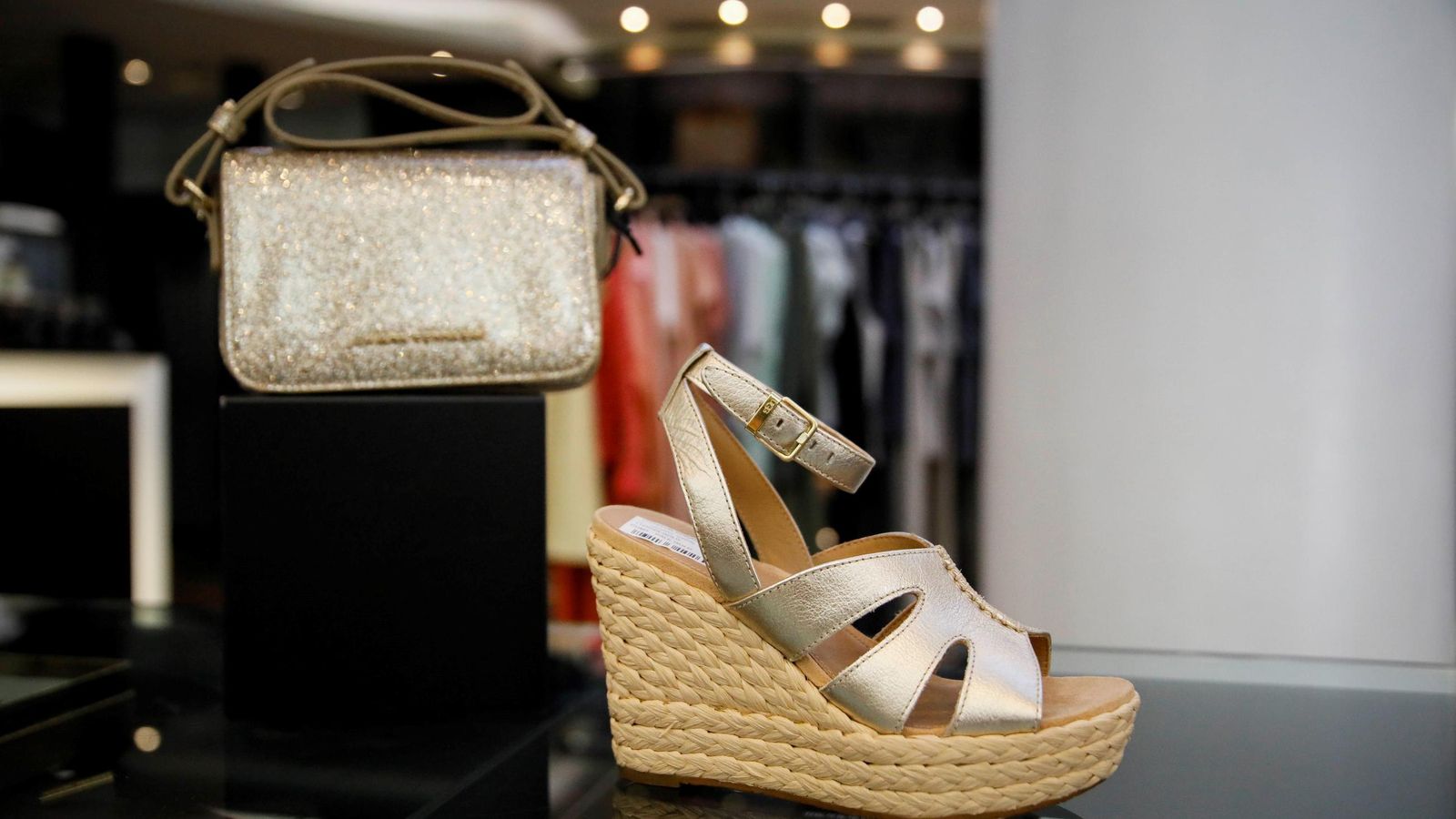 El calzado, también cómodo pero elegante para cualquier look