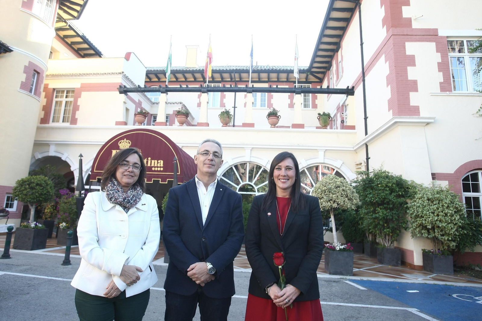 Isabel Beneroso, Juan Lozano y Rocío Arrabal, antes de un debate con 'Europa Sur'.