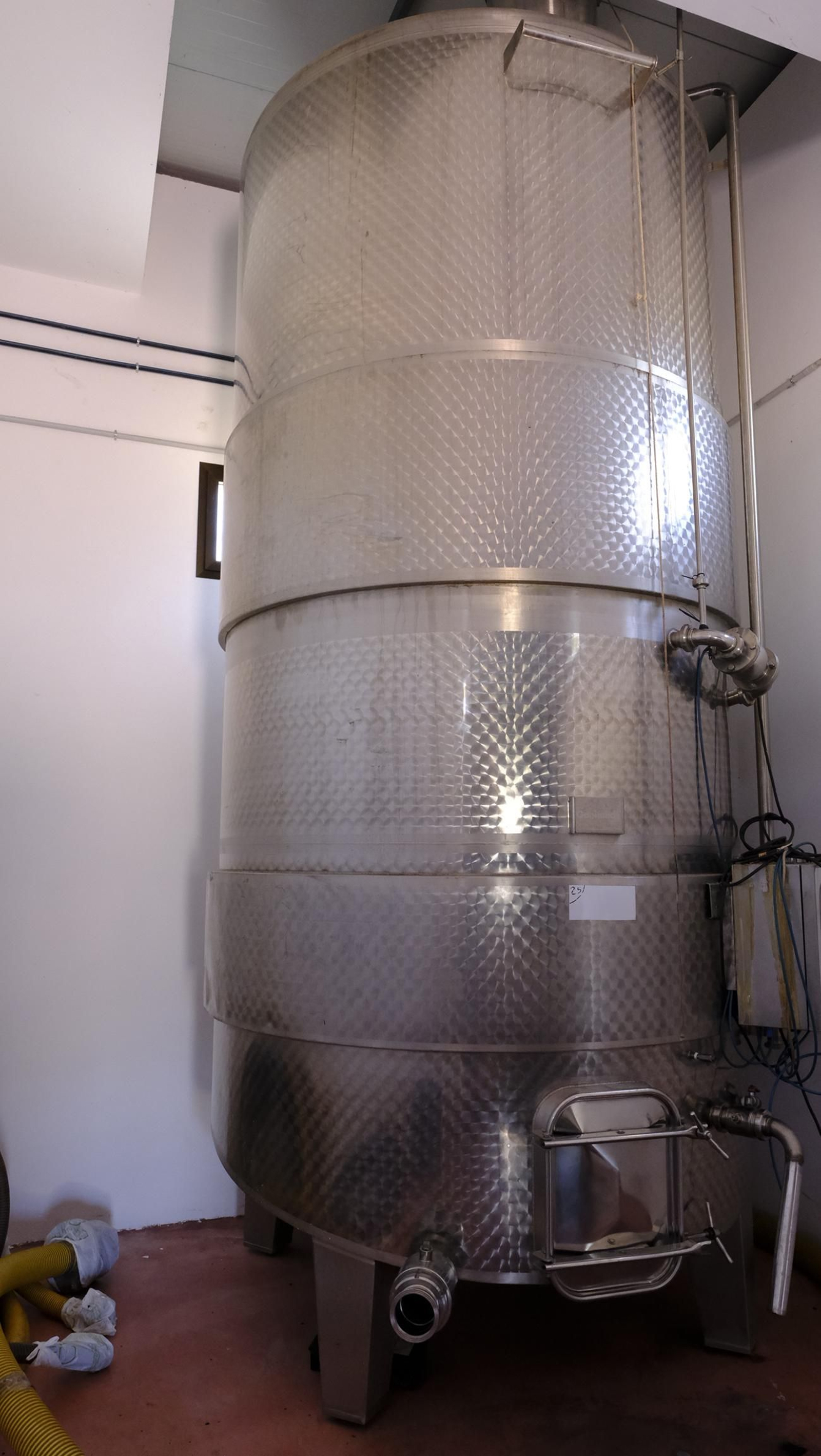 La vendimia en la Bodega Cortijo del Cura de Laujar, en imágenes