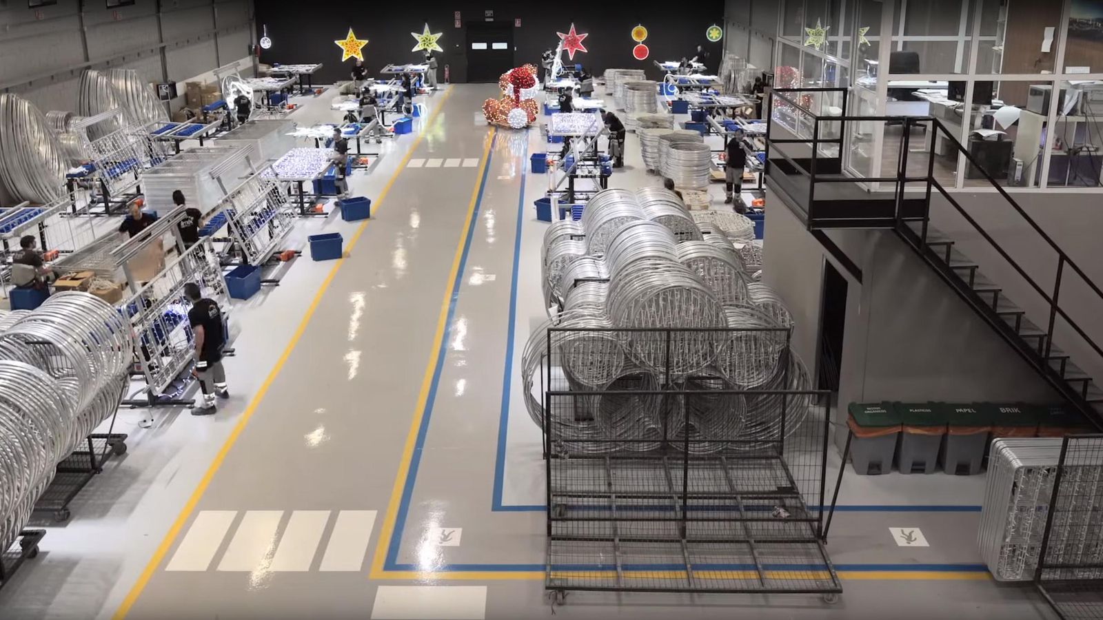 Interior de la fábrica de Ximenez Group.