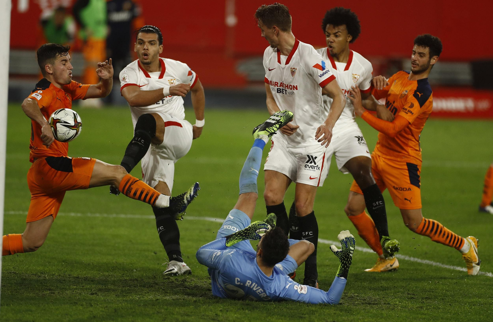 El Sevilla-Valencia de Copa del Rey, en imágenes