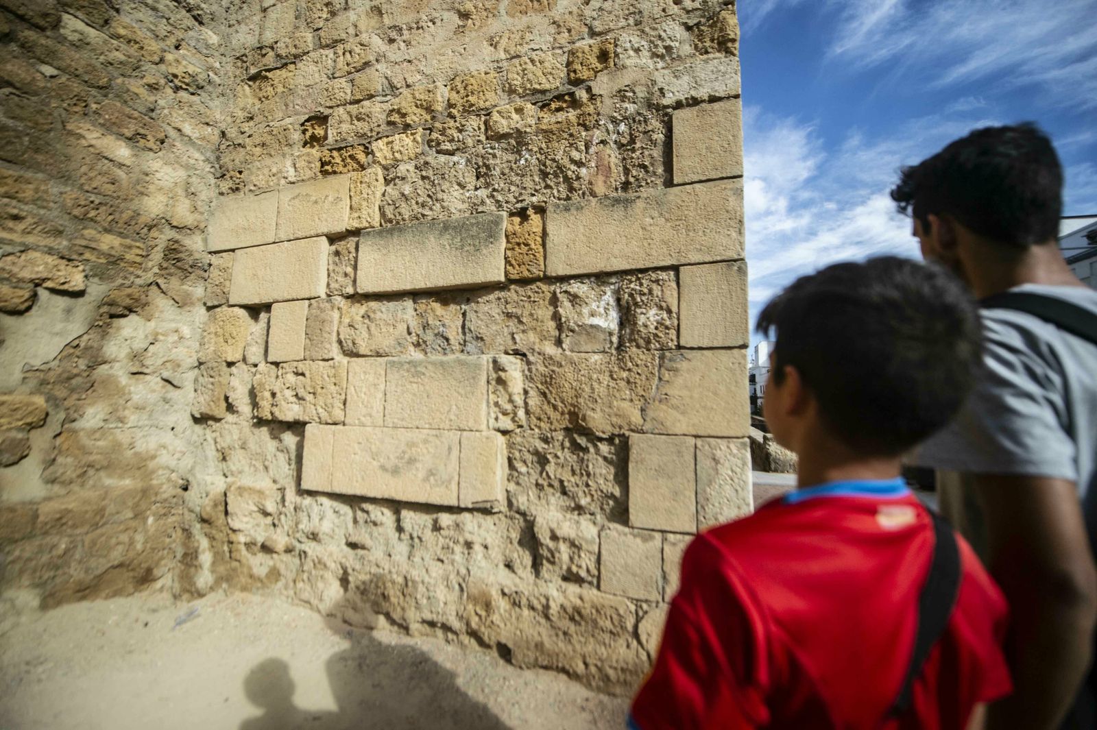 Parte de la muralla en la que se situaban las caras.