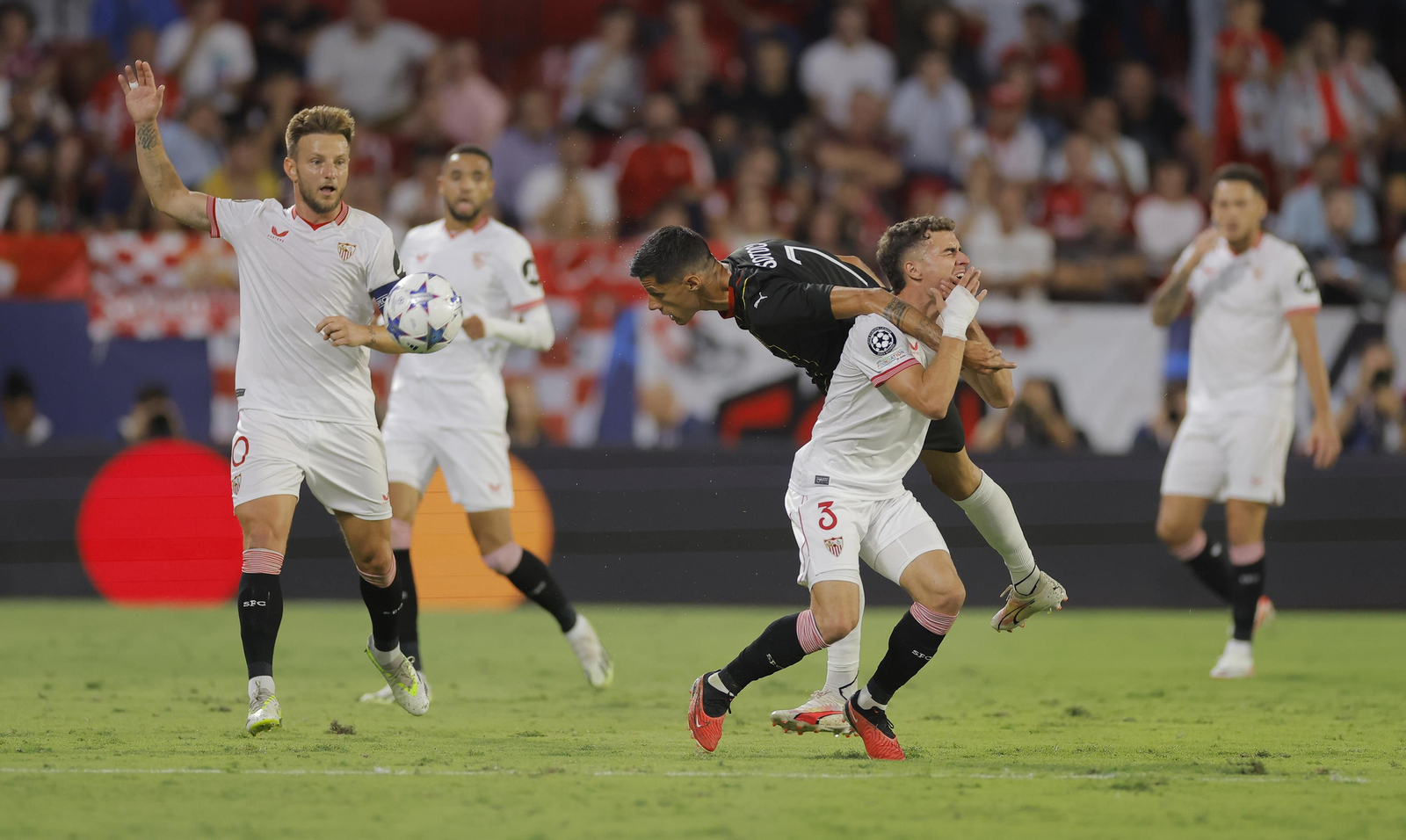 Las fotos del Sevilla-Lens de Champions