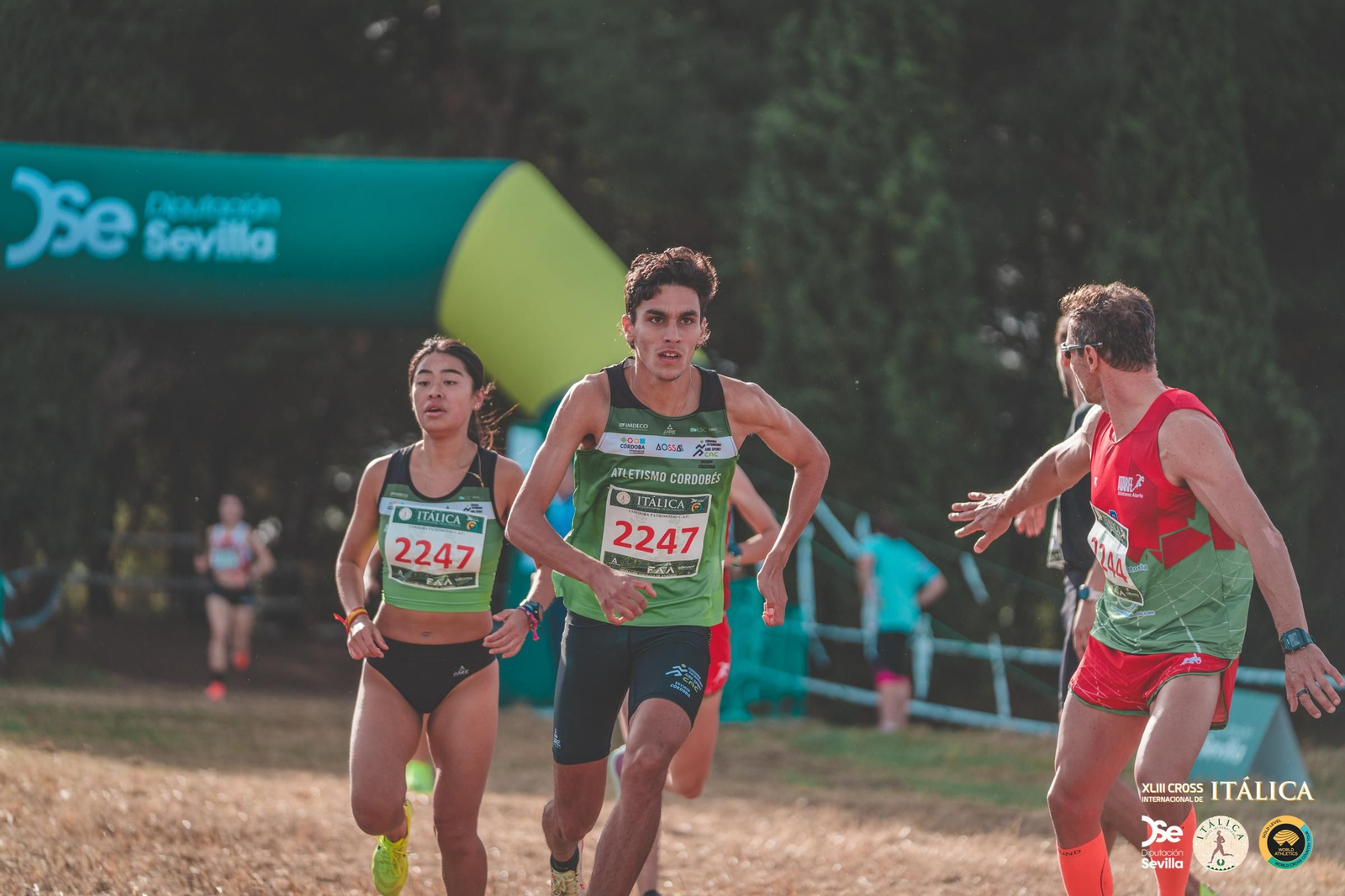 Búscate en las fotos del Cross de Itálica 2025 | 3