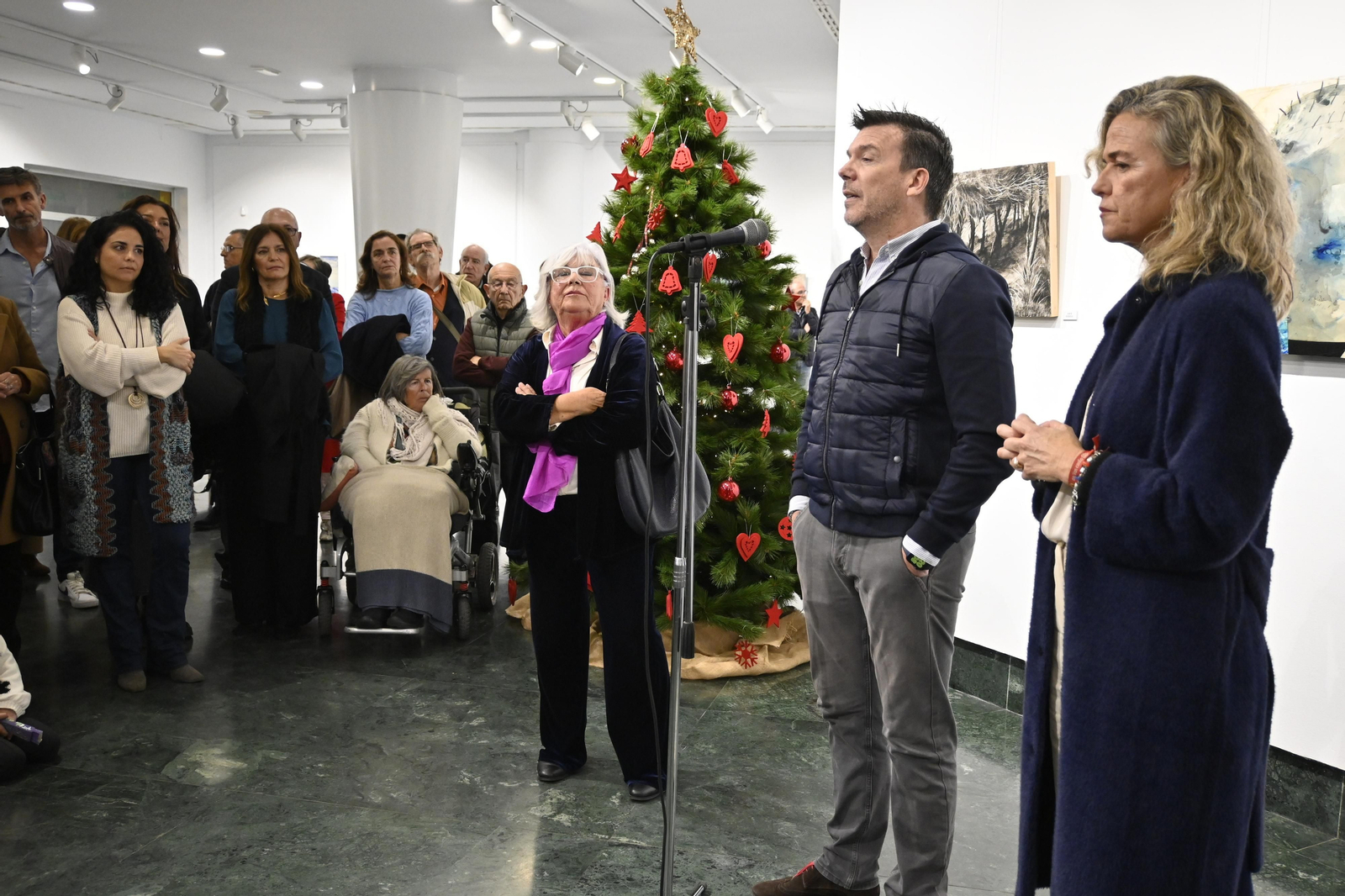 Inauguración de la muestra solidaria titulada 'ArtistasxPrincesa. Una obra por cada princesa RETT'