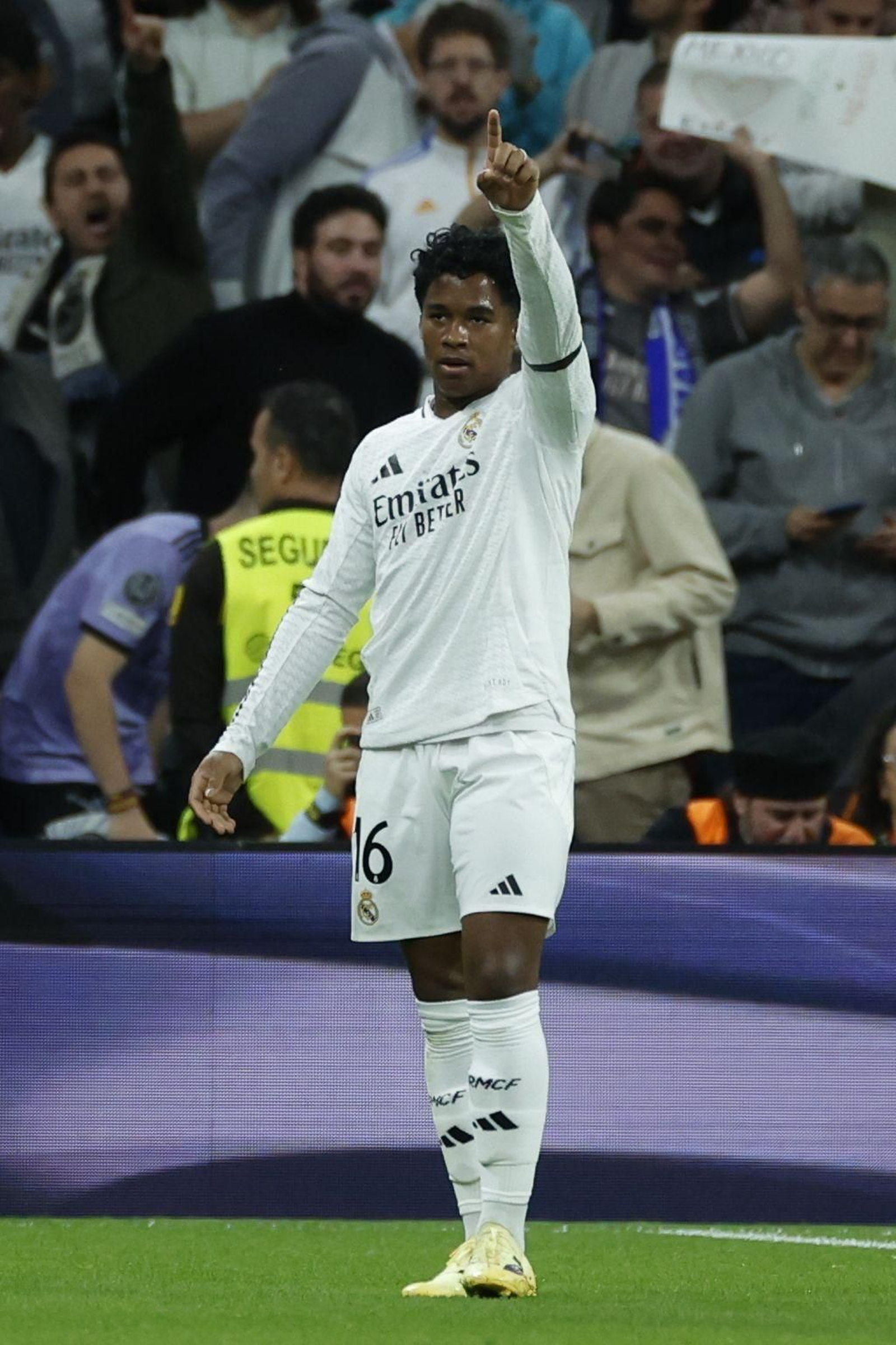 Las fotos del Real Madrid - Real Sociedad camino del Estadio de la Cartuja