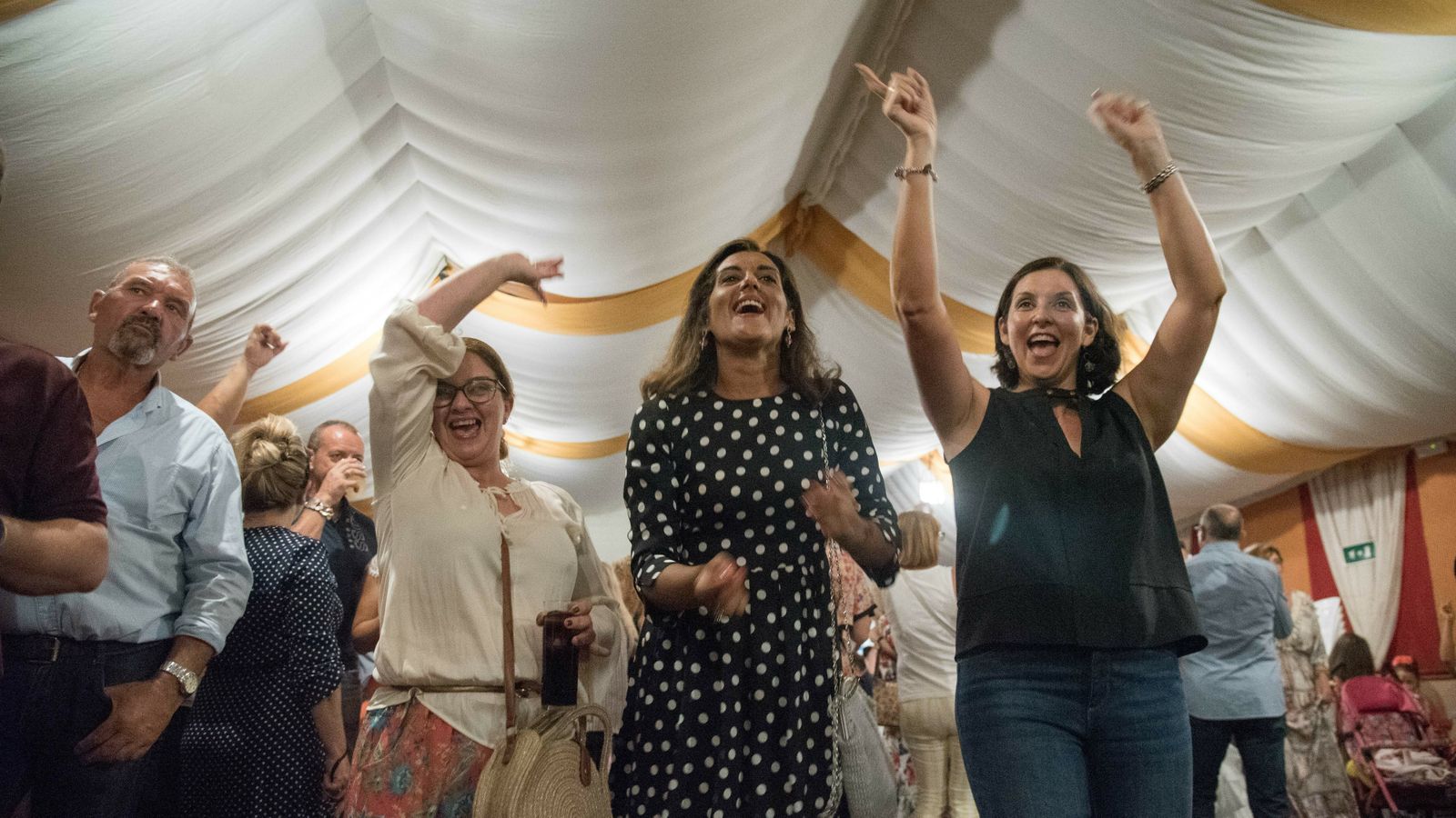 Viernes de Feria de la Línea en imagenes