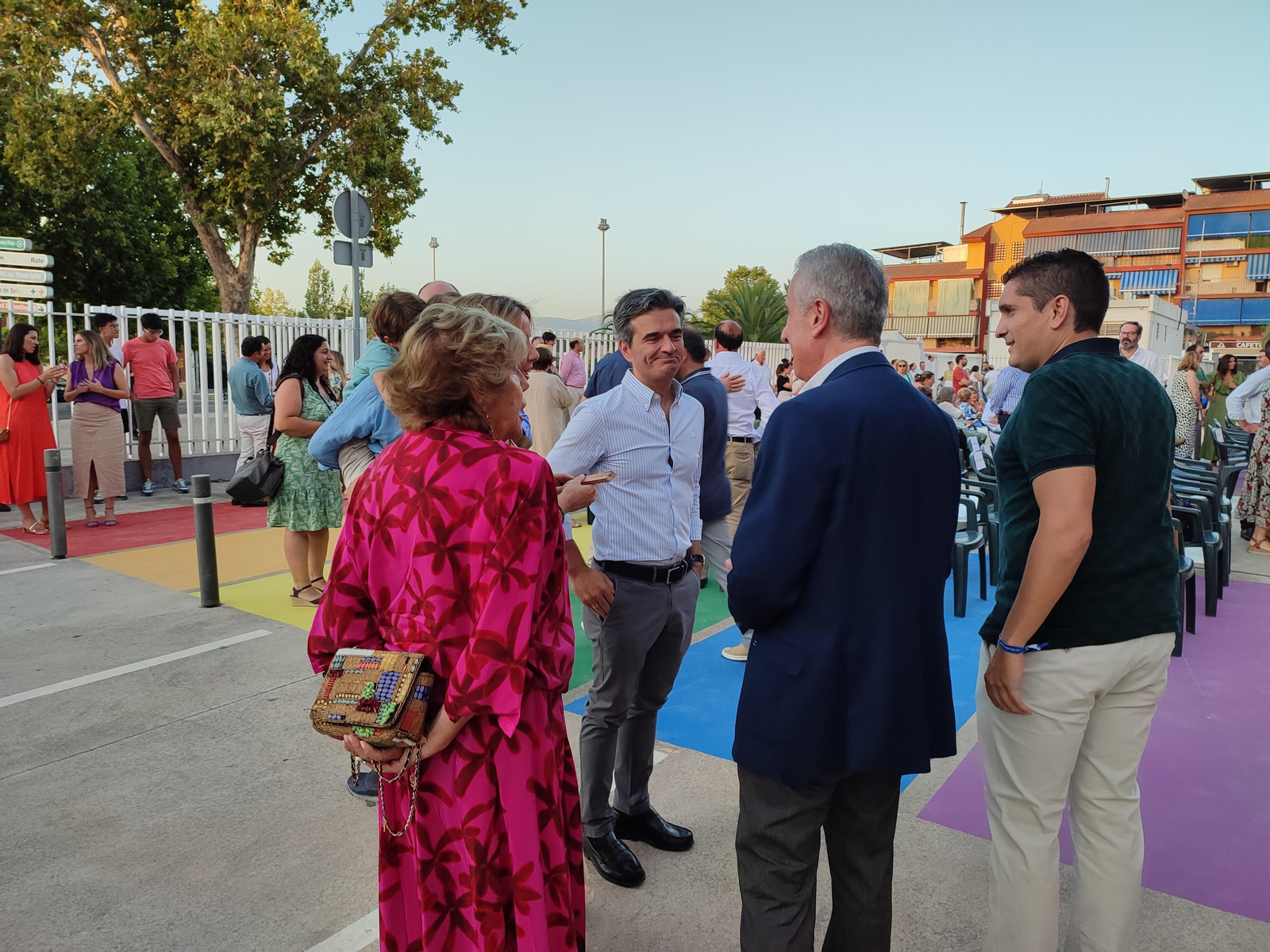 Las imágenes de la emotiva dedicación del pabellón de Lucena al exalcalde Antonio Ruiz-Canela Las imágenes de la emotiva dedicación del pabellón de Lucena al exalcalde Antonio Ruiz-Canela