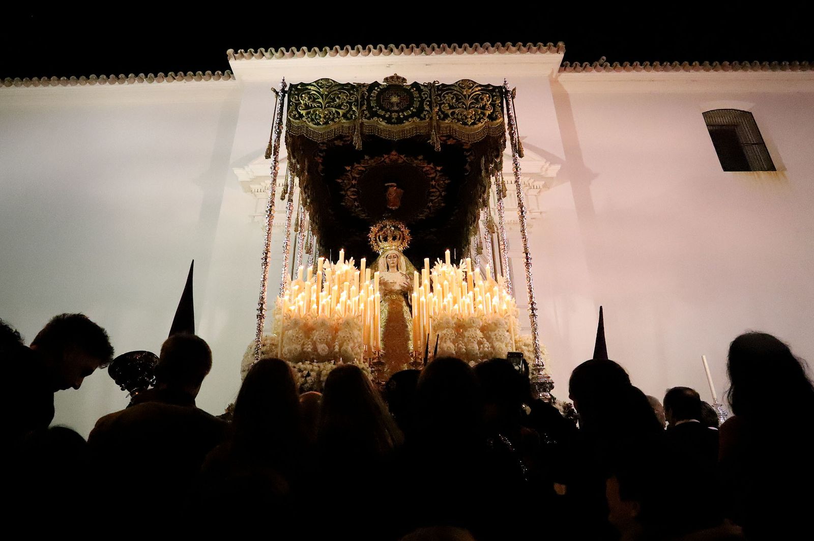 Las mejores imágenes del Martes Santo en Huelva