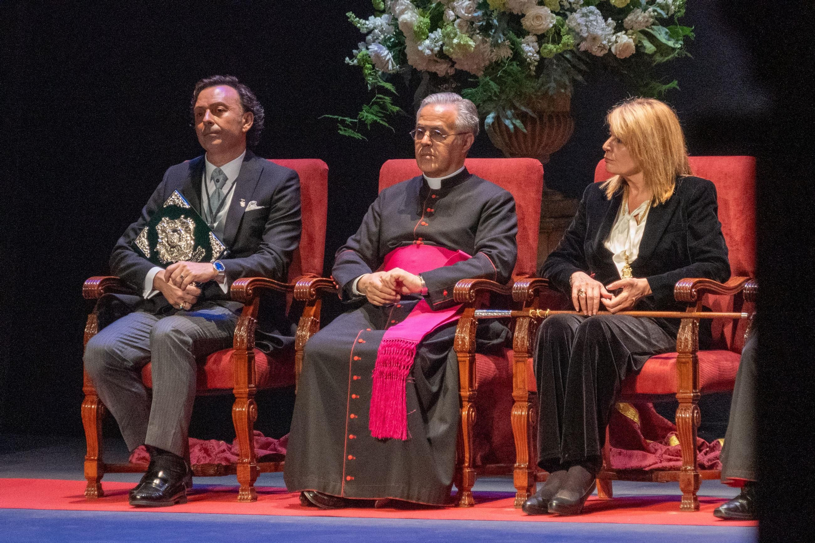 Imágenes del Pregón de la Semana Santa de Huelva 2025, a cargo de Fernando Romero