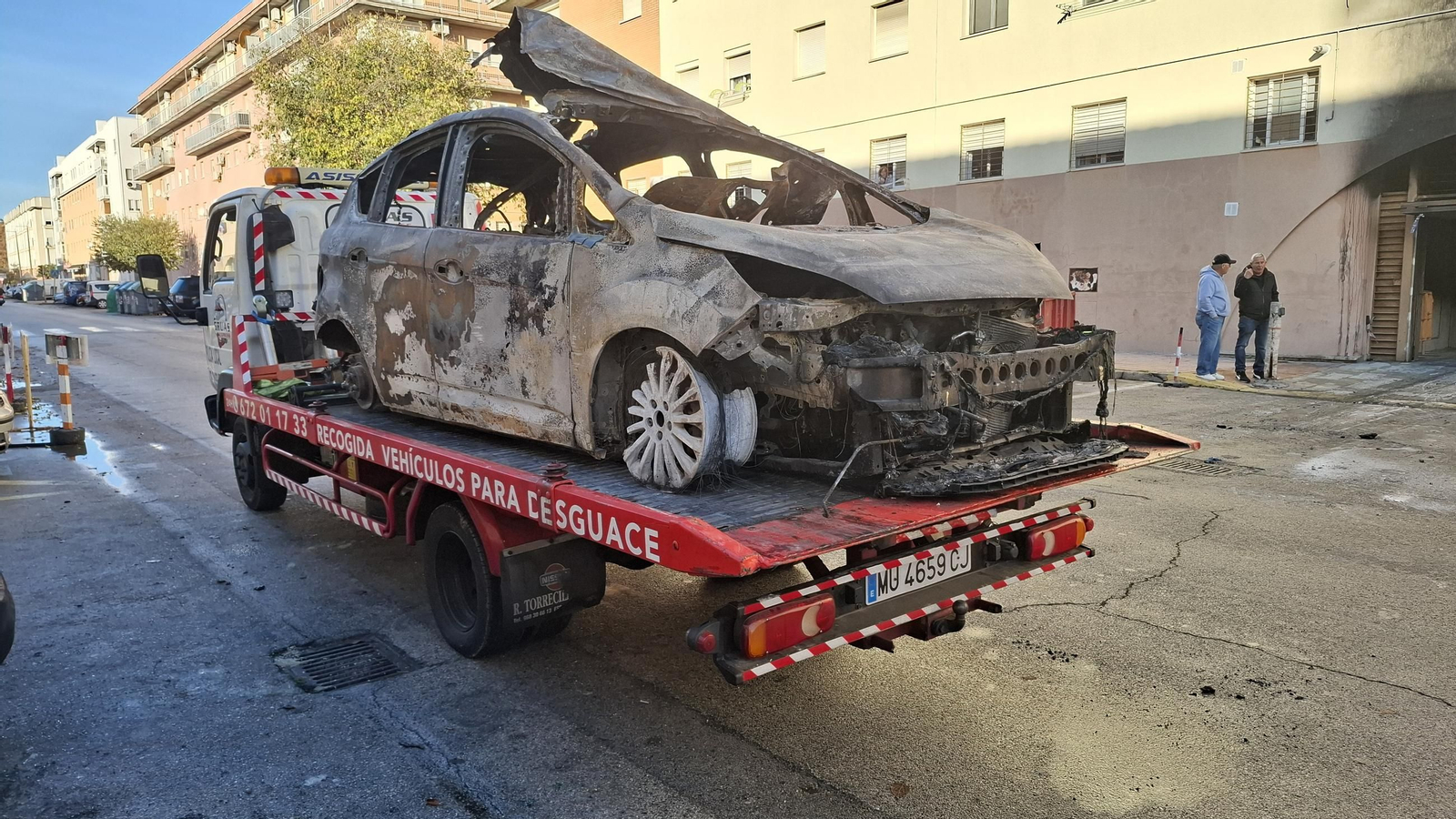 Concluye el vaciado del garaje sinistrado en el incendio del Río San Pedro