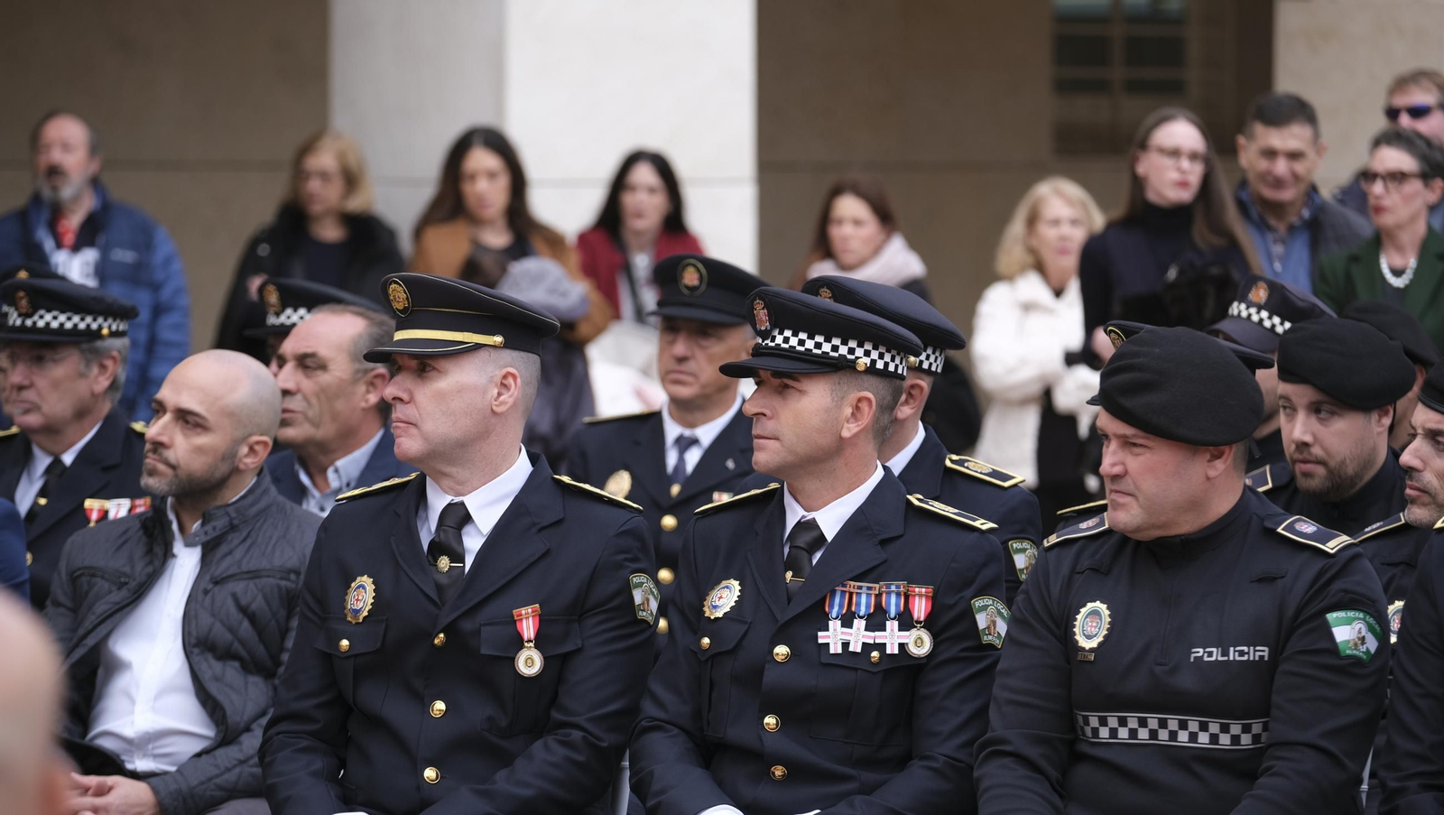 La Policía Local de Almería celebra su patrón San Esteban, en imágenes