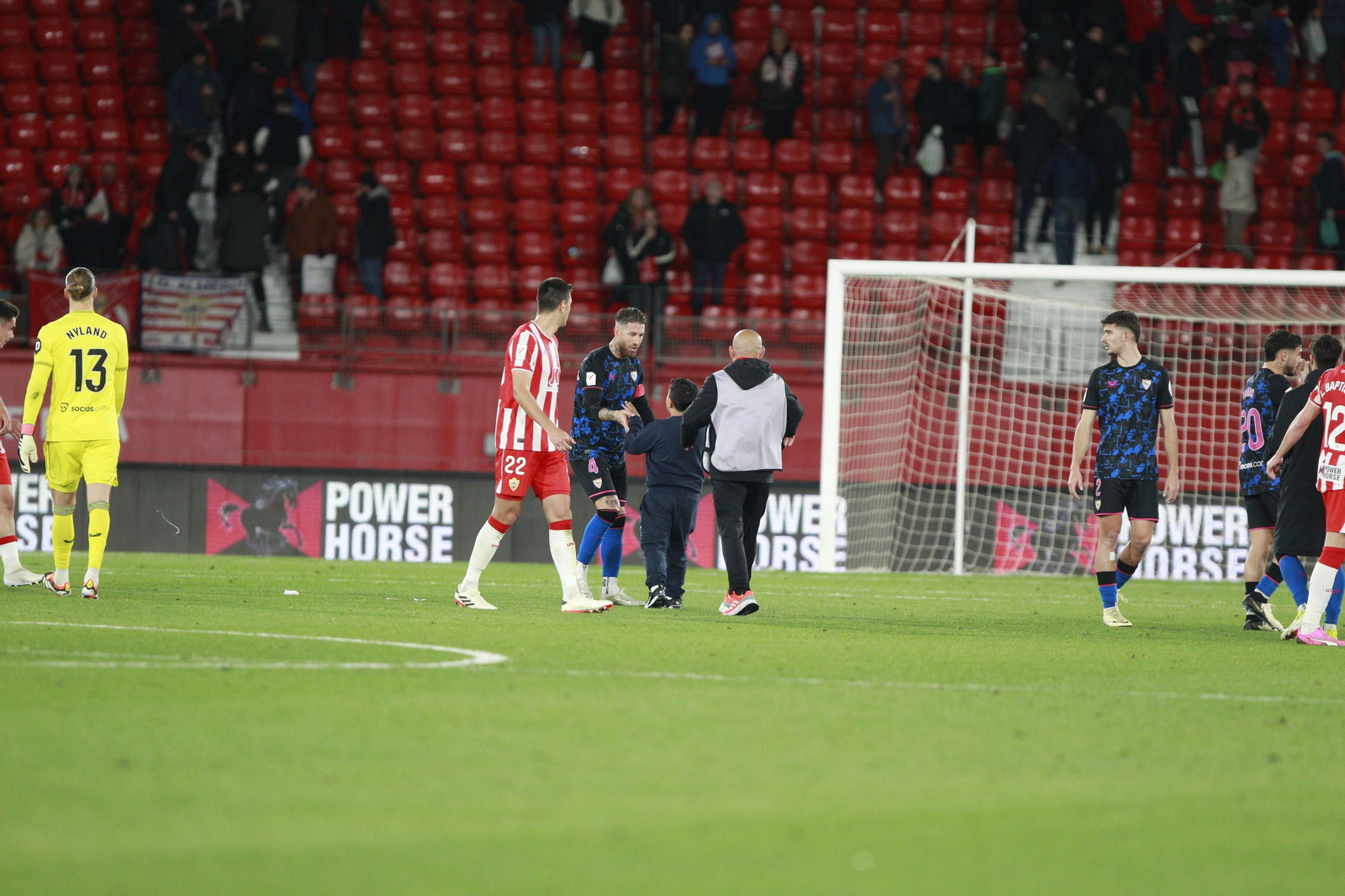 Las mejores imágenes del partido de fúbol U.D. Almería-Sevilla F.C.
