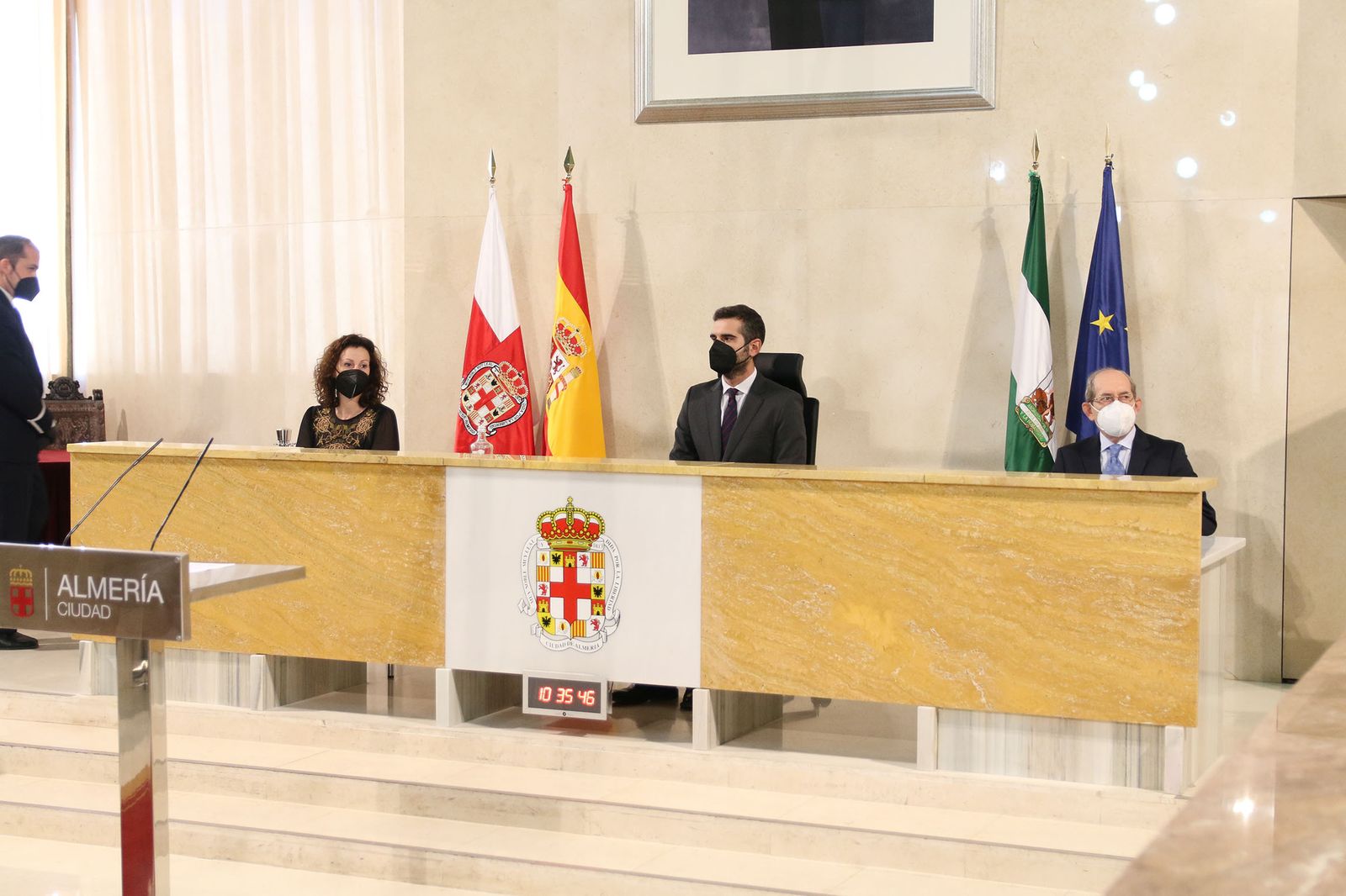 Fotogalería Escudo de Oro de la Ciudad al dermatólogo Ramón Fernández-Miranda