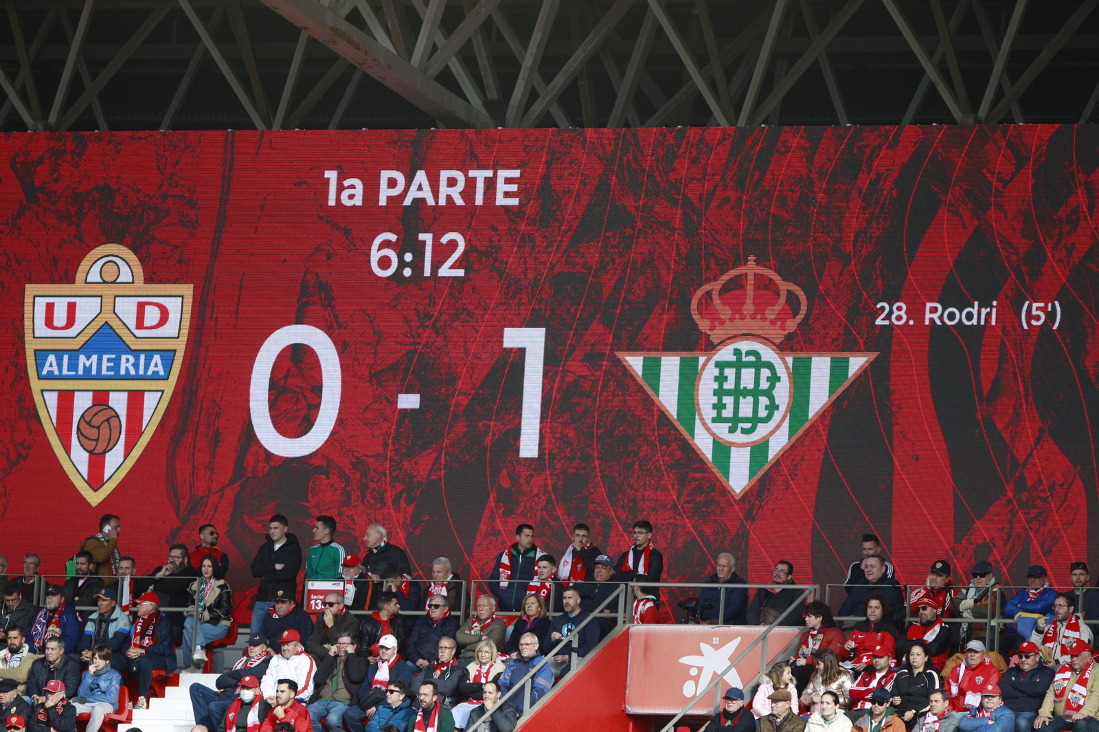 Imágenes del partido de fútbol U.D. Almería-Real Betis Balompié