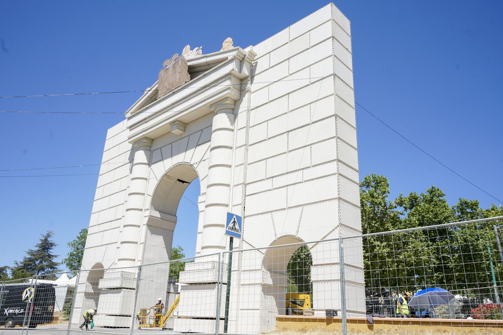 El montaje de la feria de Granada, en imágenes