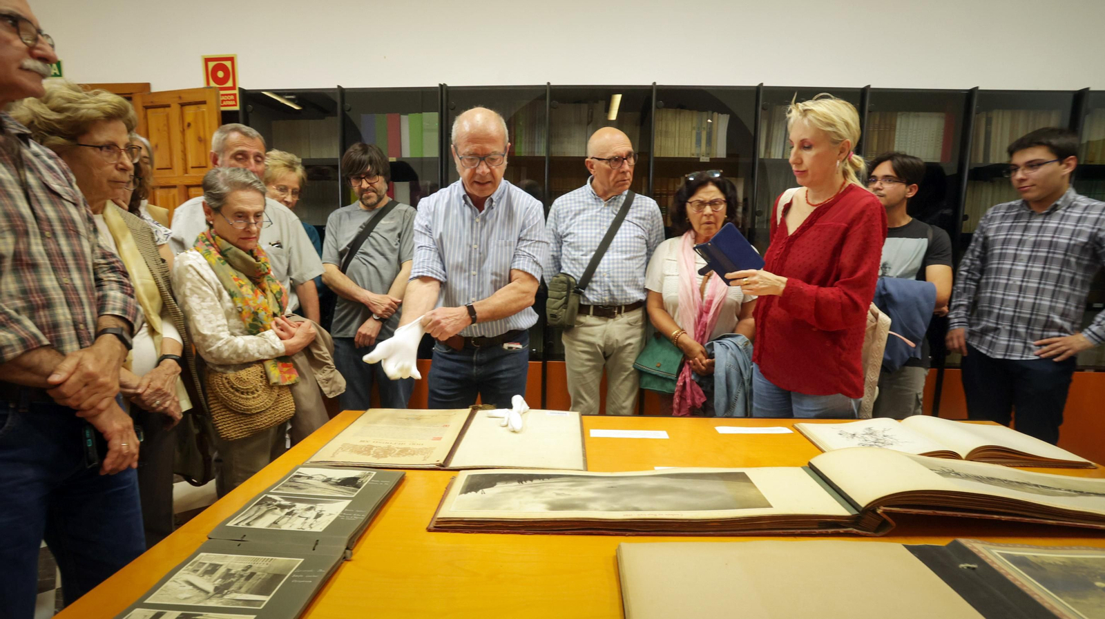 Imágenes de objetos personales de Miguel Primo de Rivera en el Museo Arqueológico de Jerez