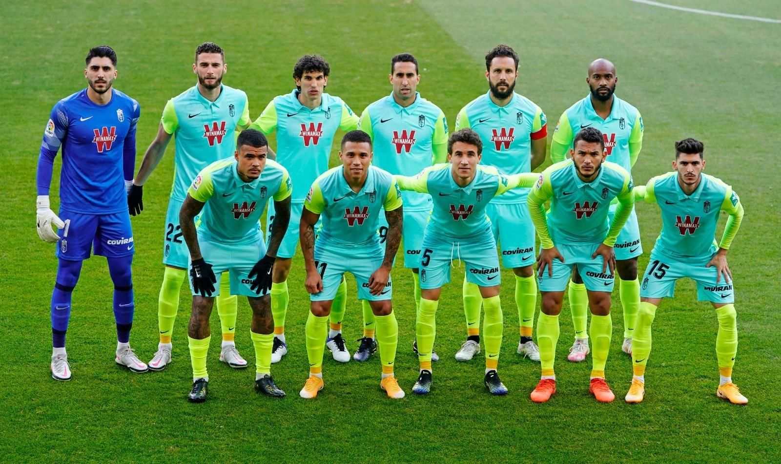 Once inicial del Granada en El Sadar