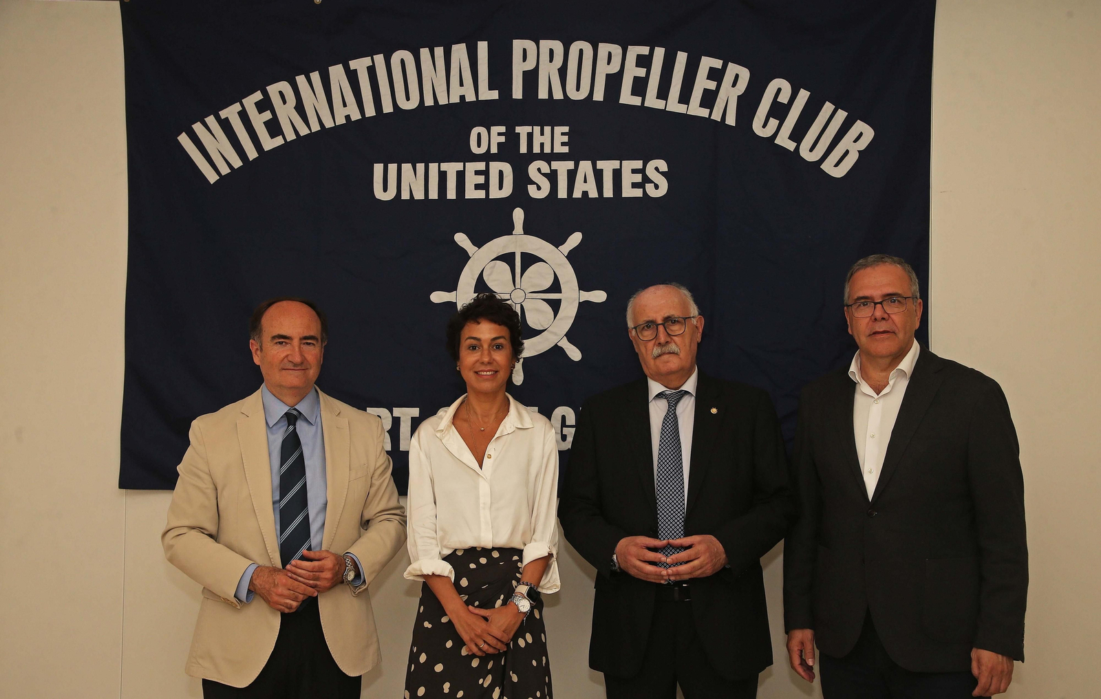 Fotos de la conferencia de Isabel Pardo de Vera en el Propeller Club Algeciras