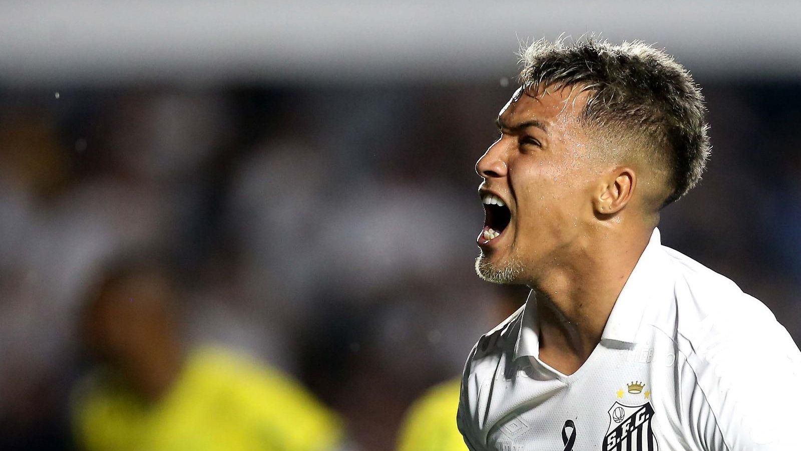 - Marcos Leonardo  de Santos celebra un gol ante Mirassol, durante la primera jornada del Campeonato Paulista, disputado en el estadio Vila Belmiro, en Santos (Brasil)