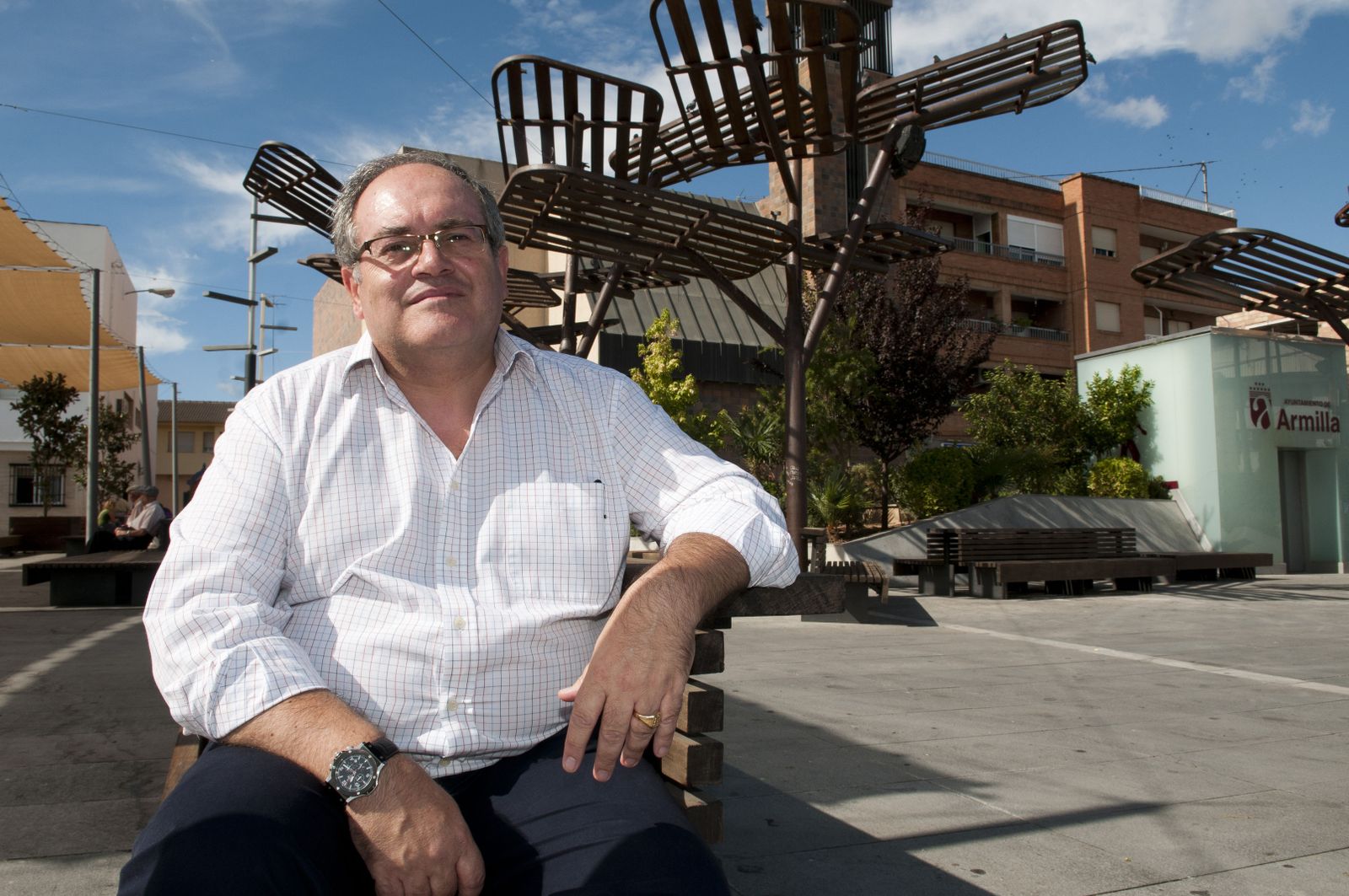 Antonio Ayllón, al frente de los populares de Armilla.