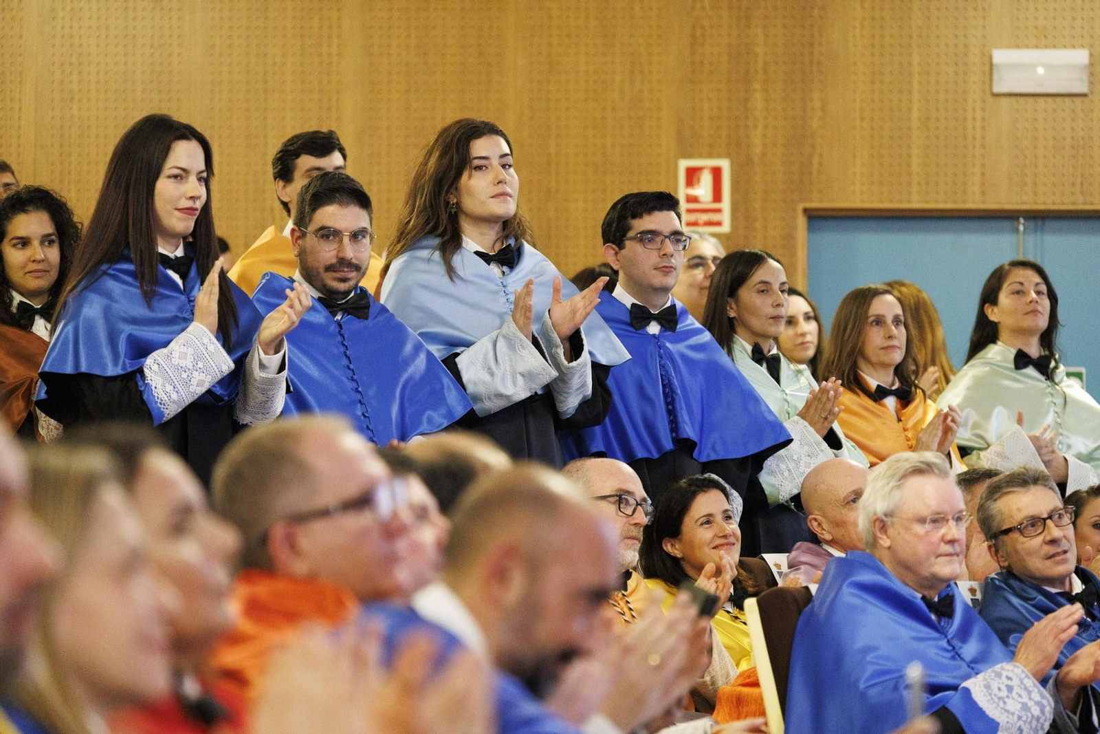 Las mejores imágenes del acto de investidura de doctorados por la UCA