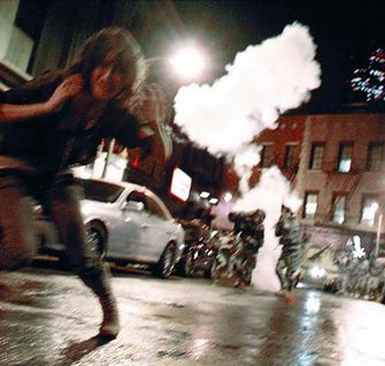 Monstruoso ha sido rodada con técnicas de cámara en mano.