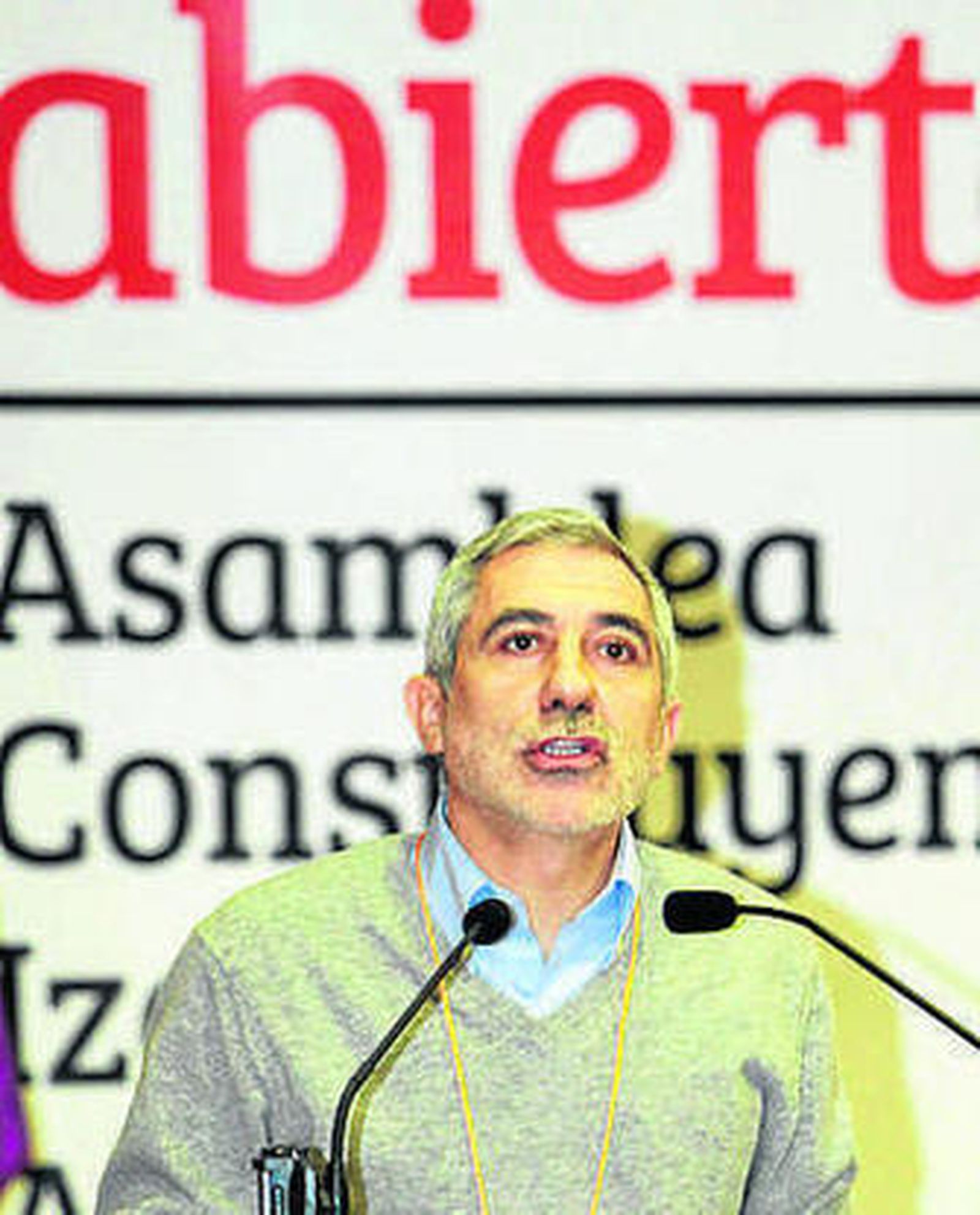 Llamazares, ayer en Granada.