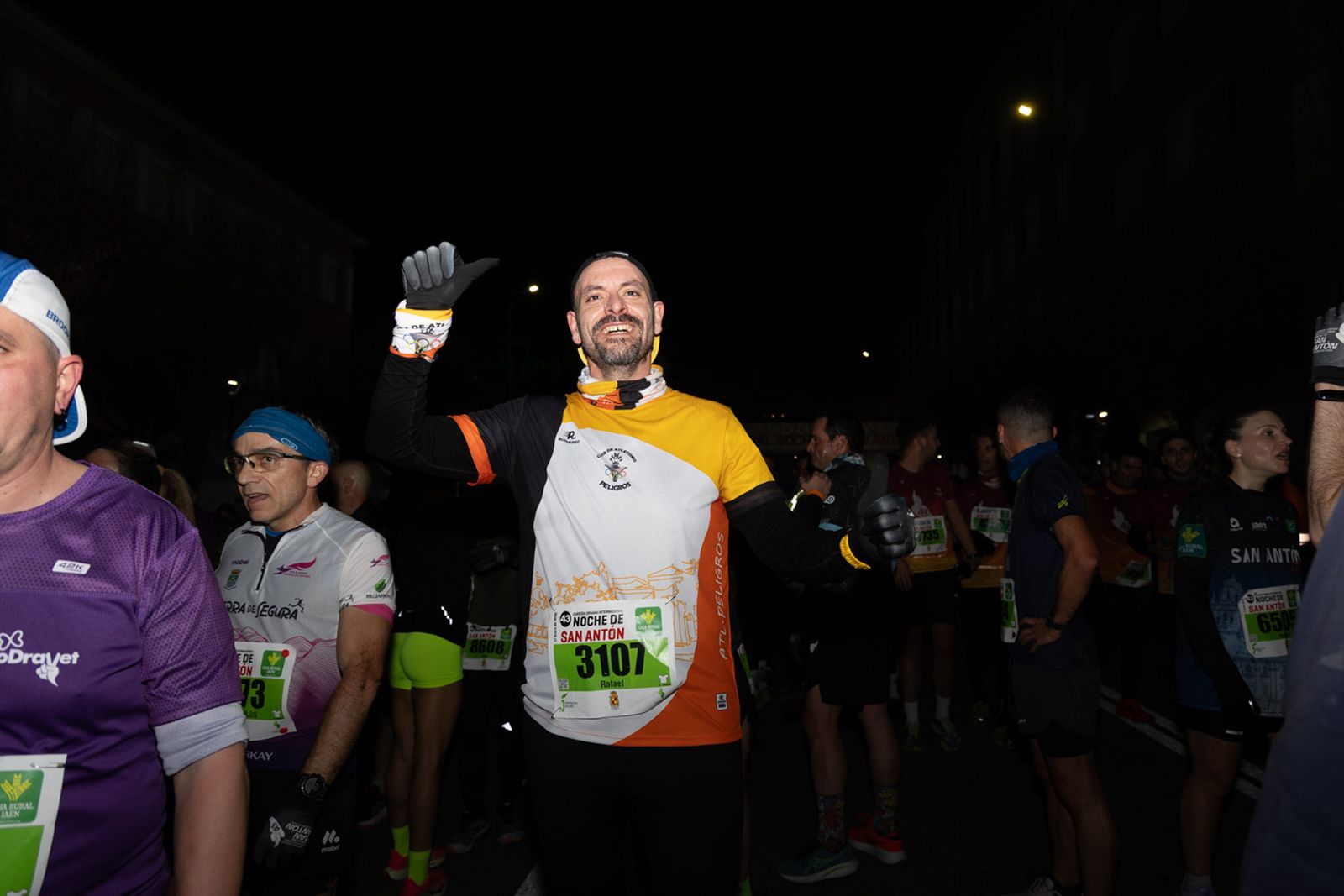 En imágenes: búscate en tu llegada a meta de la Carrera de San Antón 2026