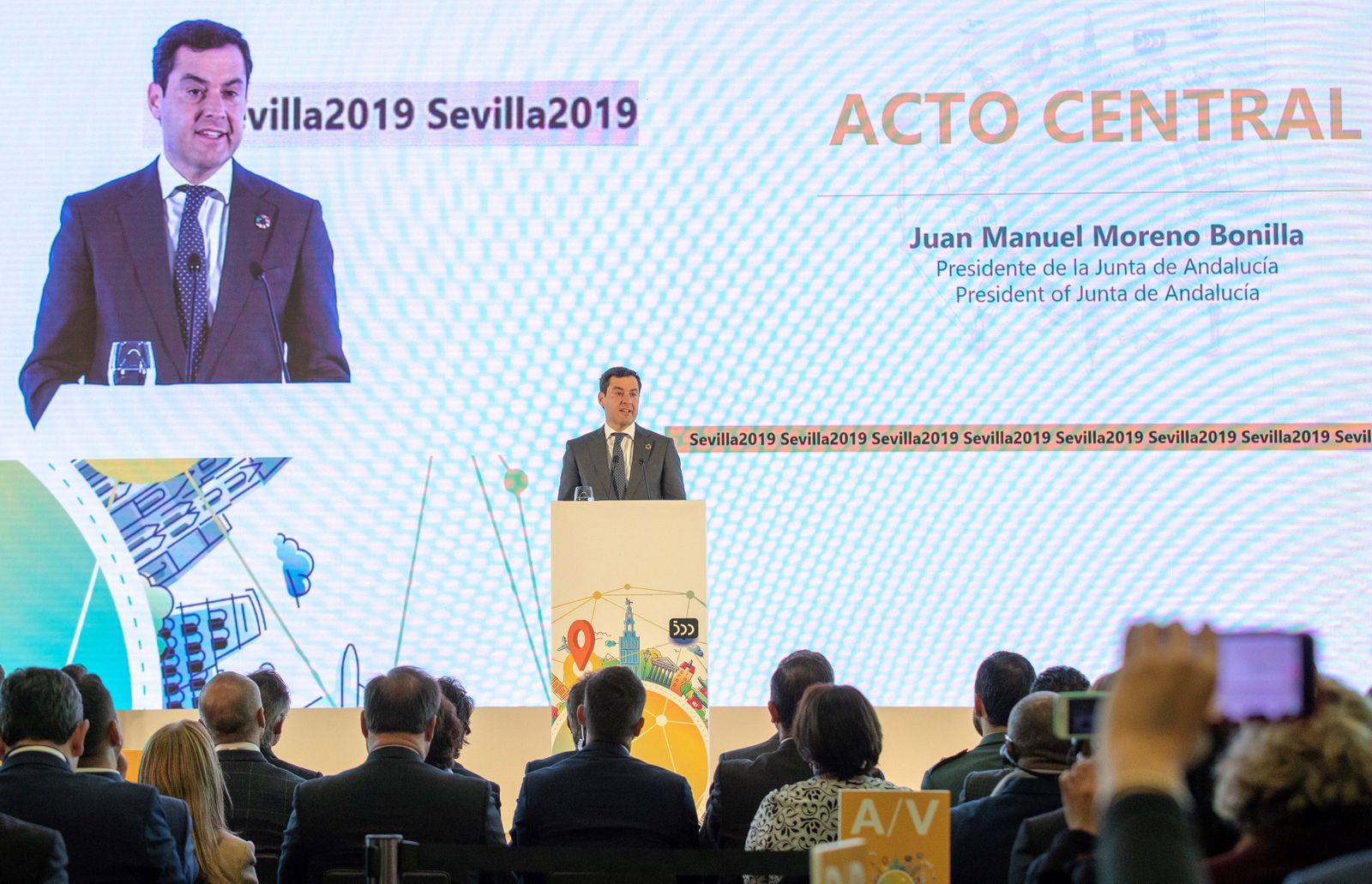 Las imágenes de la visita del Rey a Sevilla