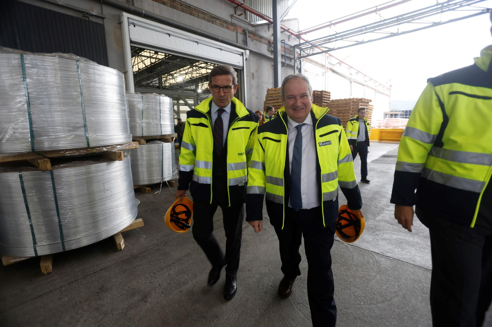 La visita del ministro de Industria a la fábrica de Cunext en Córdoba, en imágenes