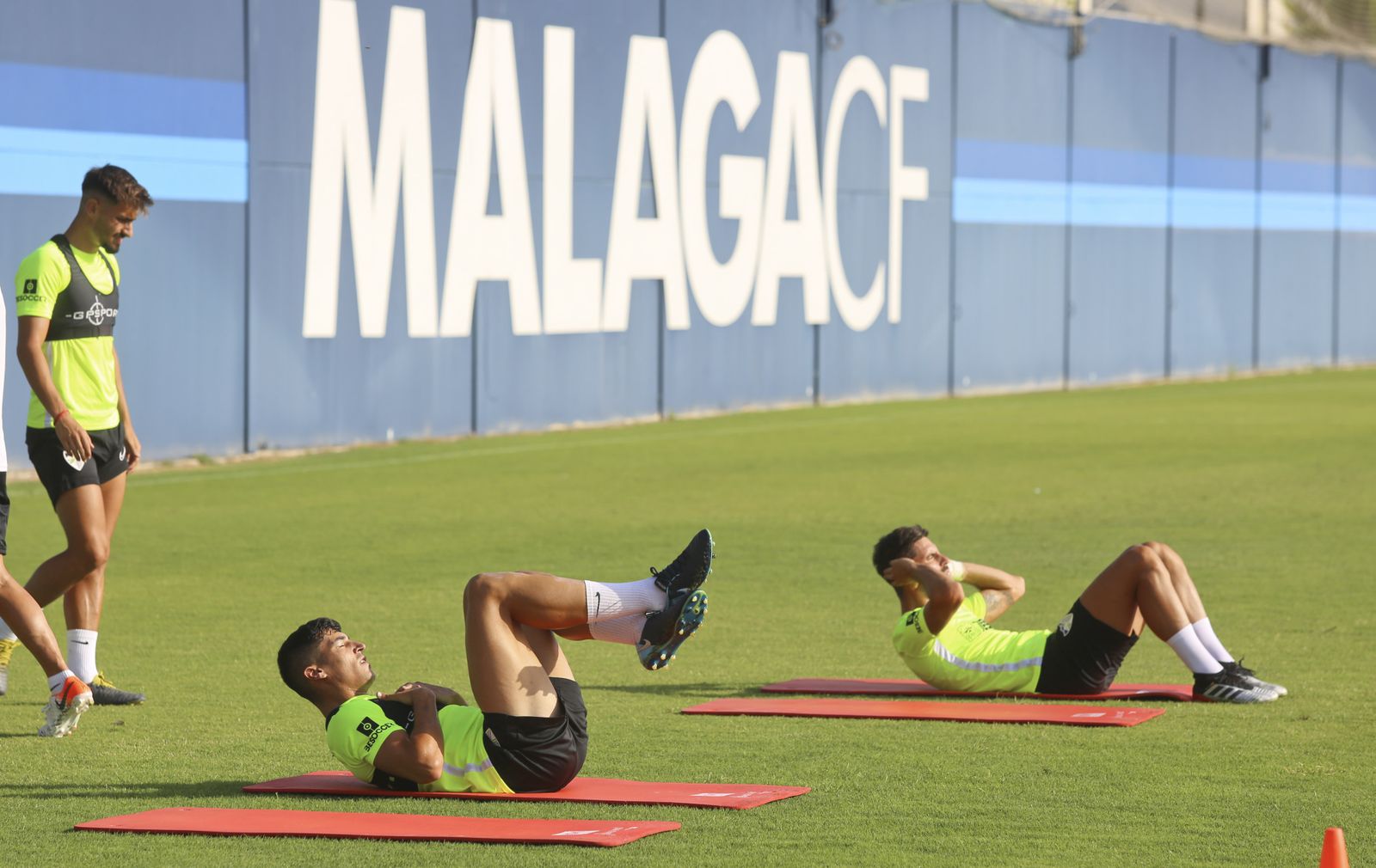 Las fotos del entrenamiento del Málaga en el Anexo de La Rosaleda