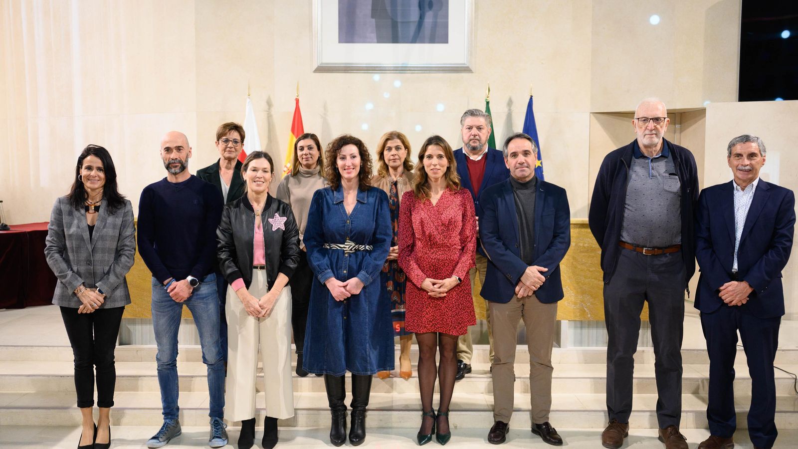 Gálvez estuvo bien arropada en el acto