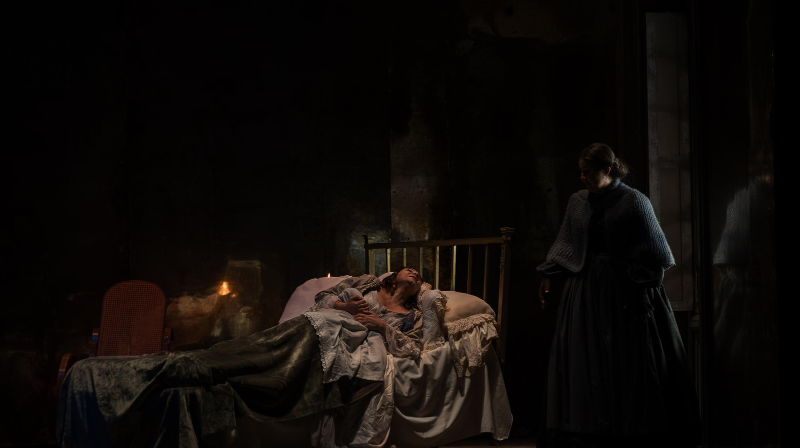 Imágenes de la ópera 'La Traviata' de Verdi en el Teatro Villamarta de Jerez