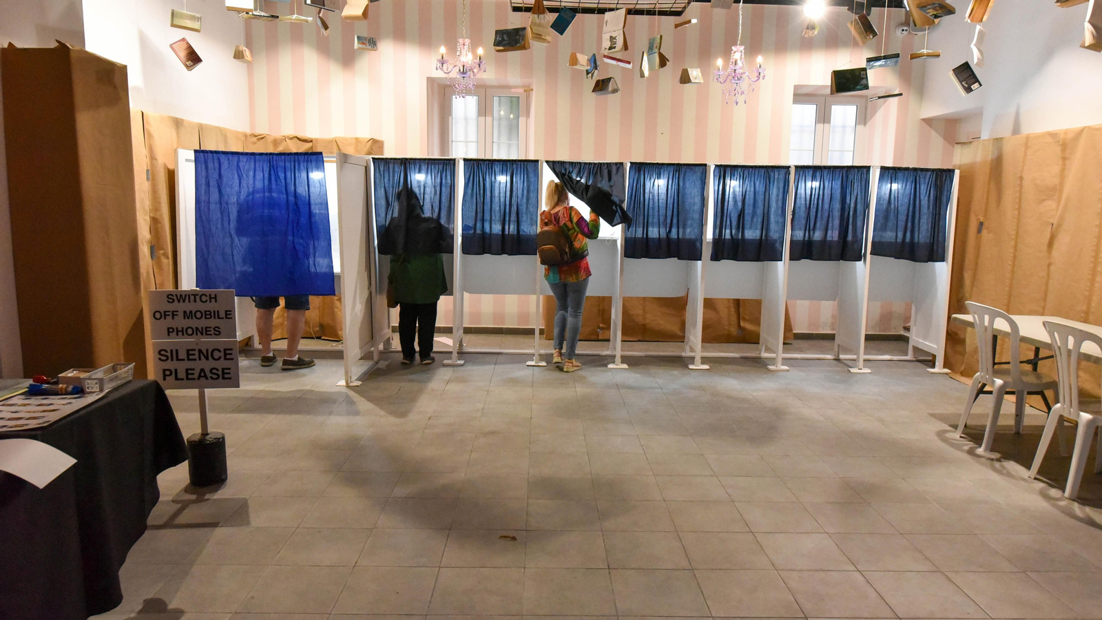 La jornada electoral en Gibraltar, en imágenes