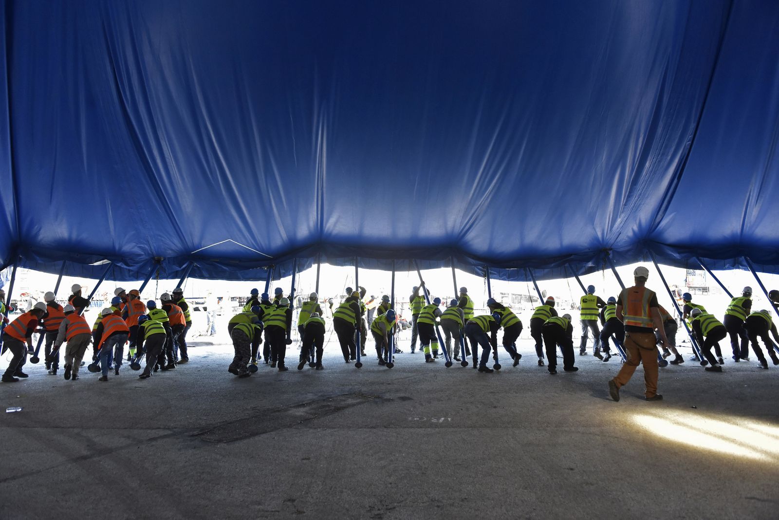 La carpa blanca del Circo del Sol vuelve a Sevilla tras siete años