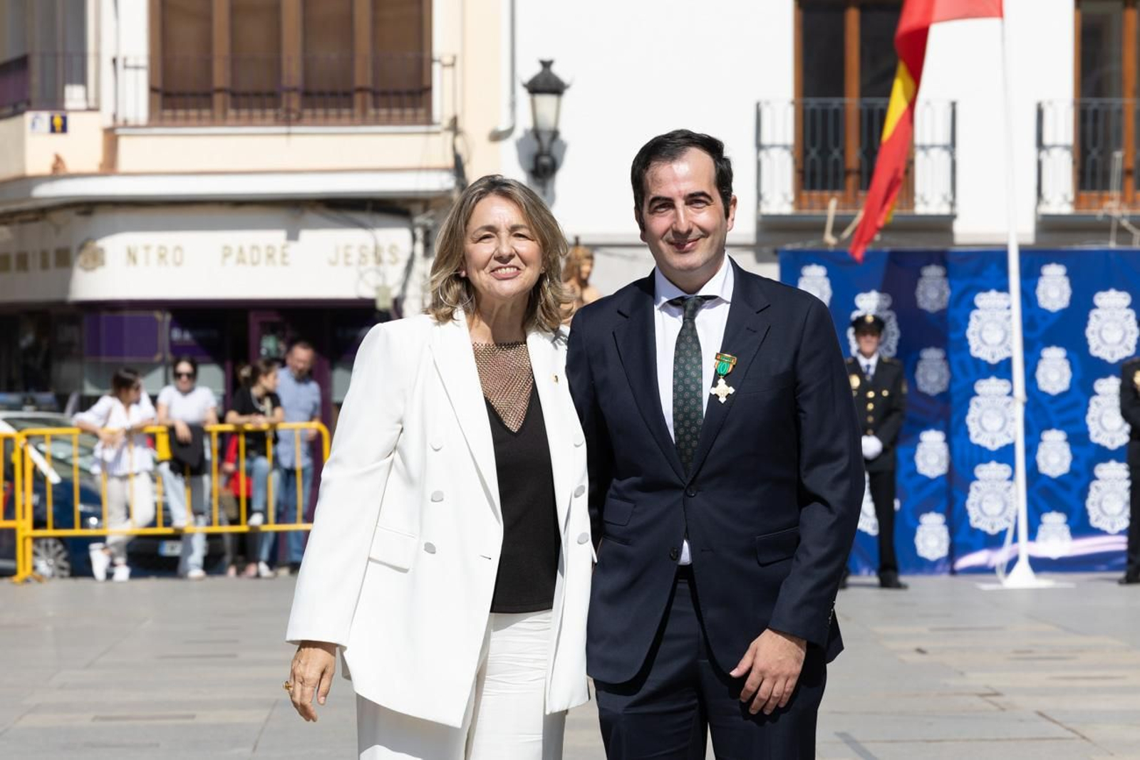 Acto por el día de la Policía Nacional, con motivo de la festividad los Santos Ángeles Custodios