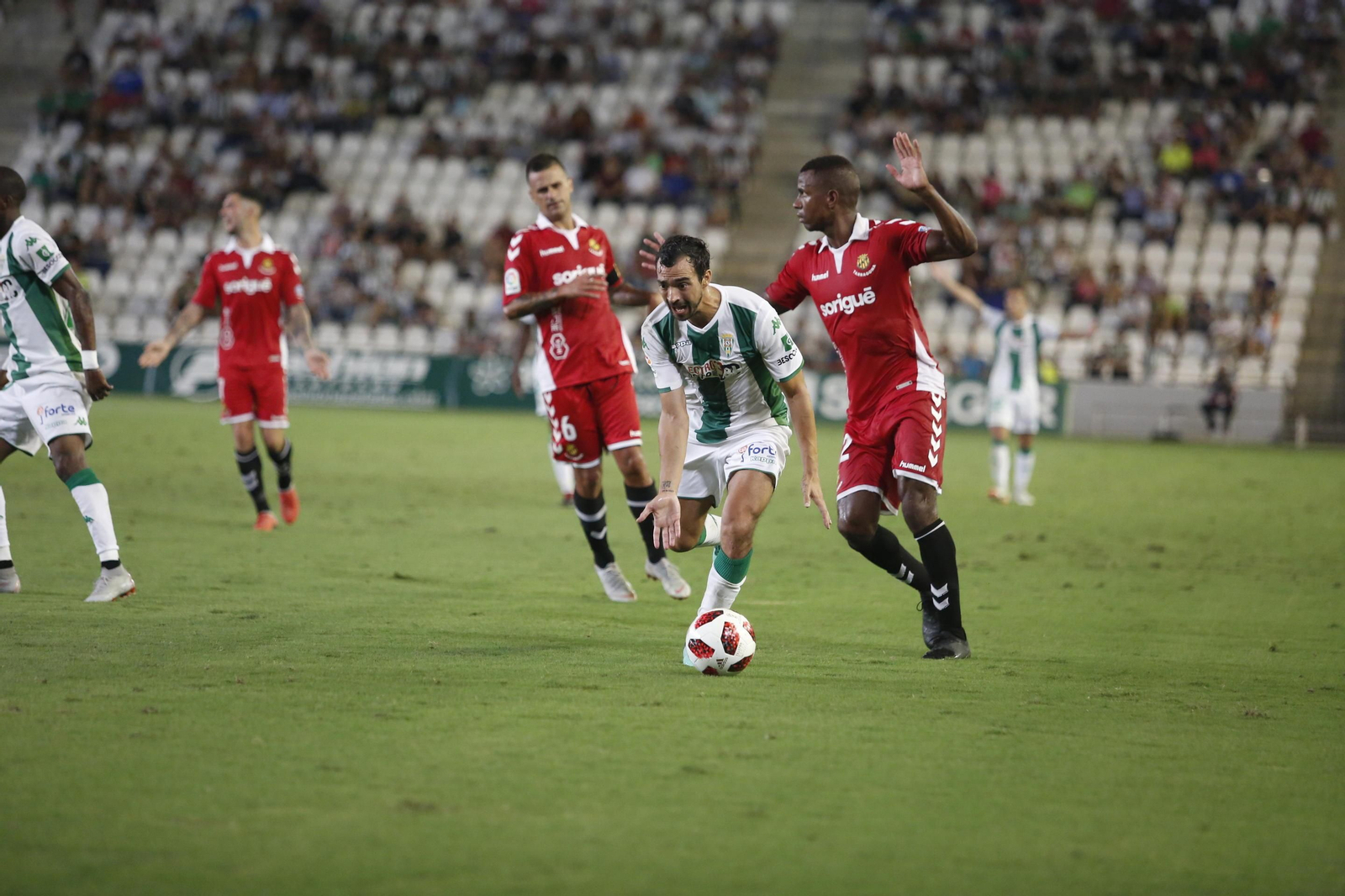 Las imágenes del Córdoba-Gimnástic de Tarragona