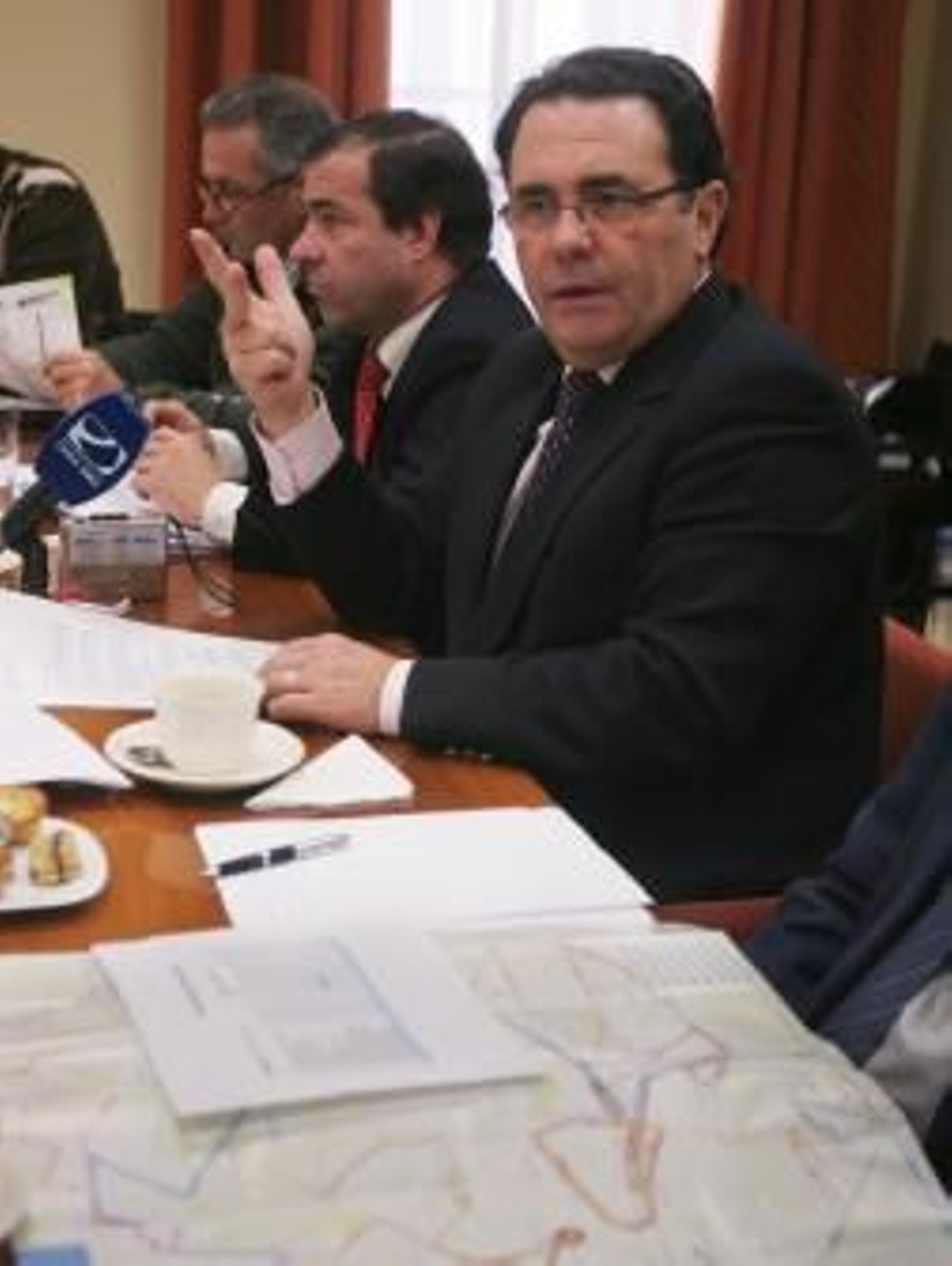 Bermúdez reconoce "desconcierto" y pide disculpas