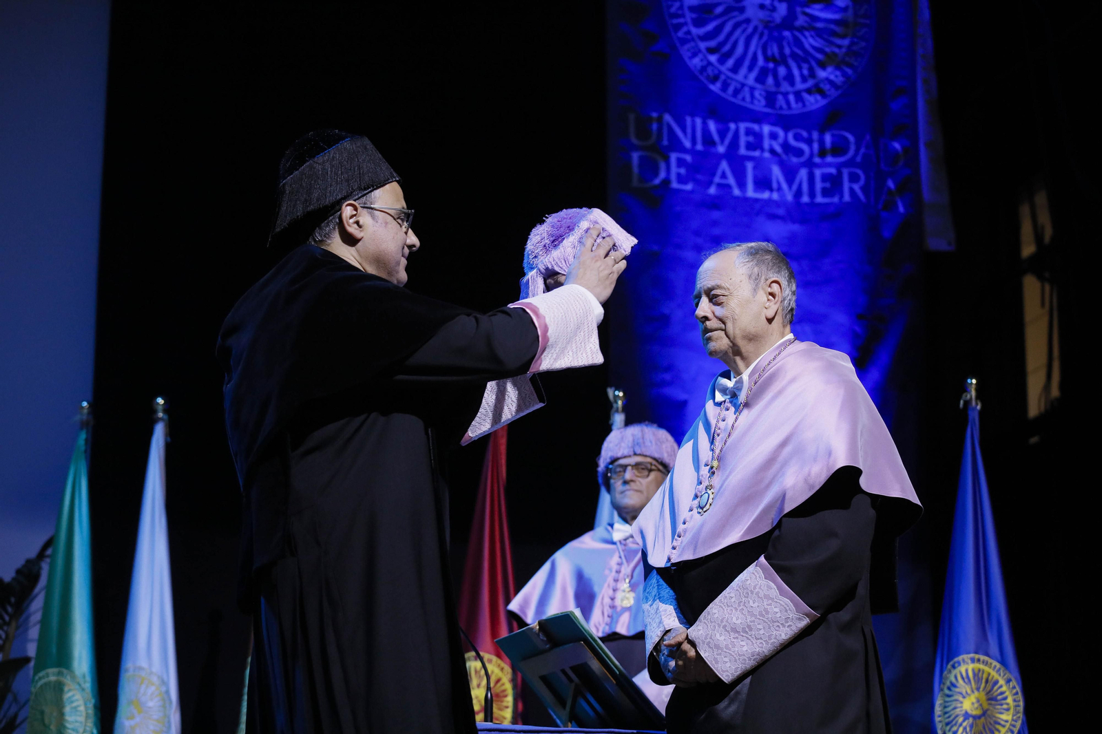 El doctor José María Peiró Silla es investido Doctor Honoris Causa por la UAL, en imágenes