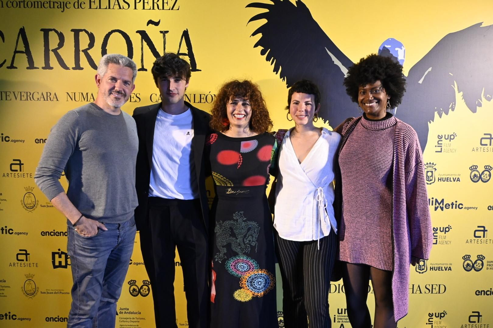 Estreno del cortometraje 'Carroña' del cineasta onubense Elías Pérez , en imágenes